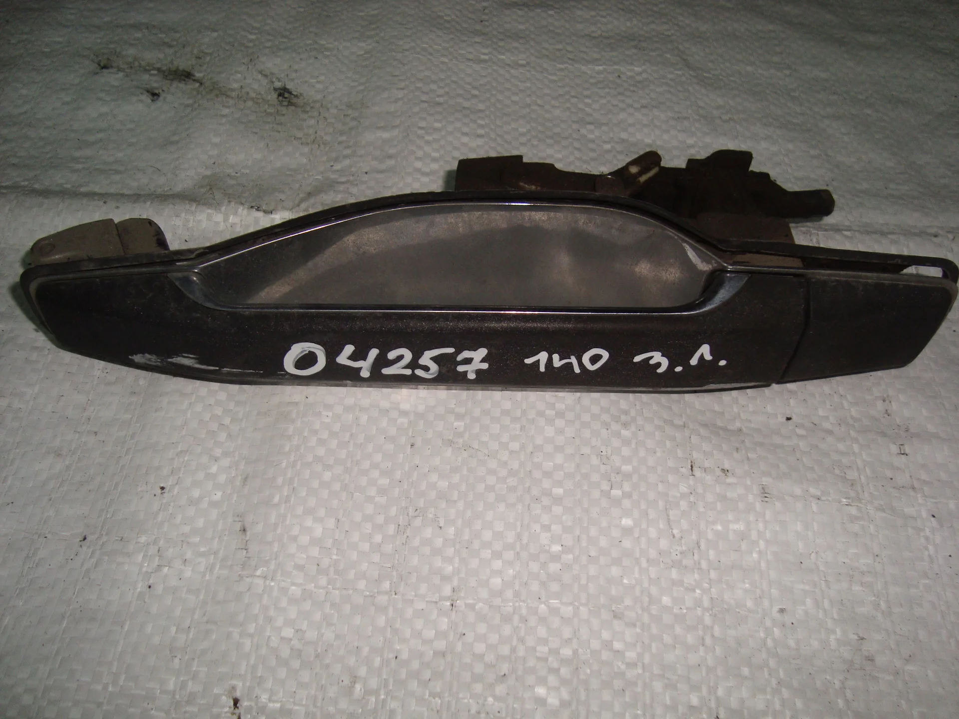 Ручка наружняя задней левой двери Mercedes-Benz W140 119 A1407600570 - изображение 1