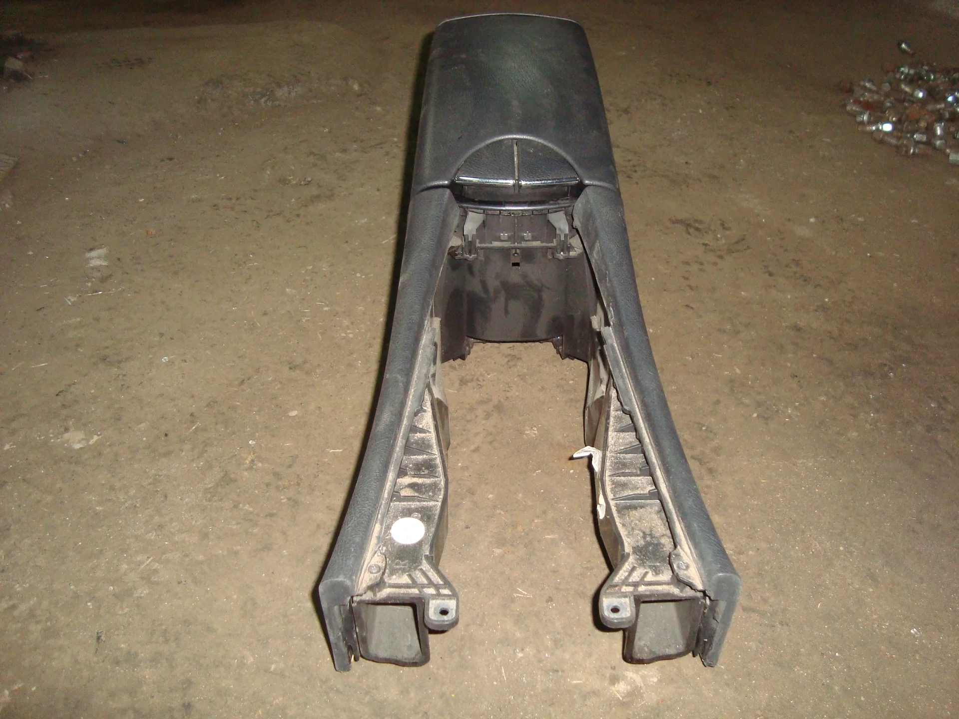 Подлокотник передний Mercedes-Benz W211 271 А2116802250 - миниатюра 3