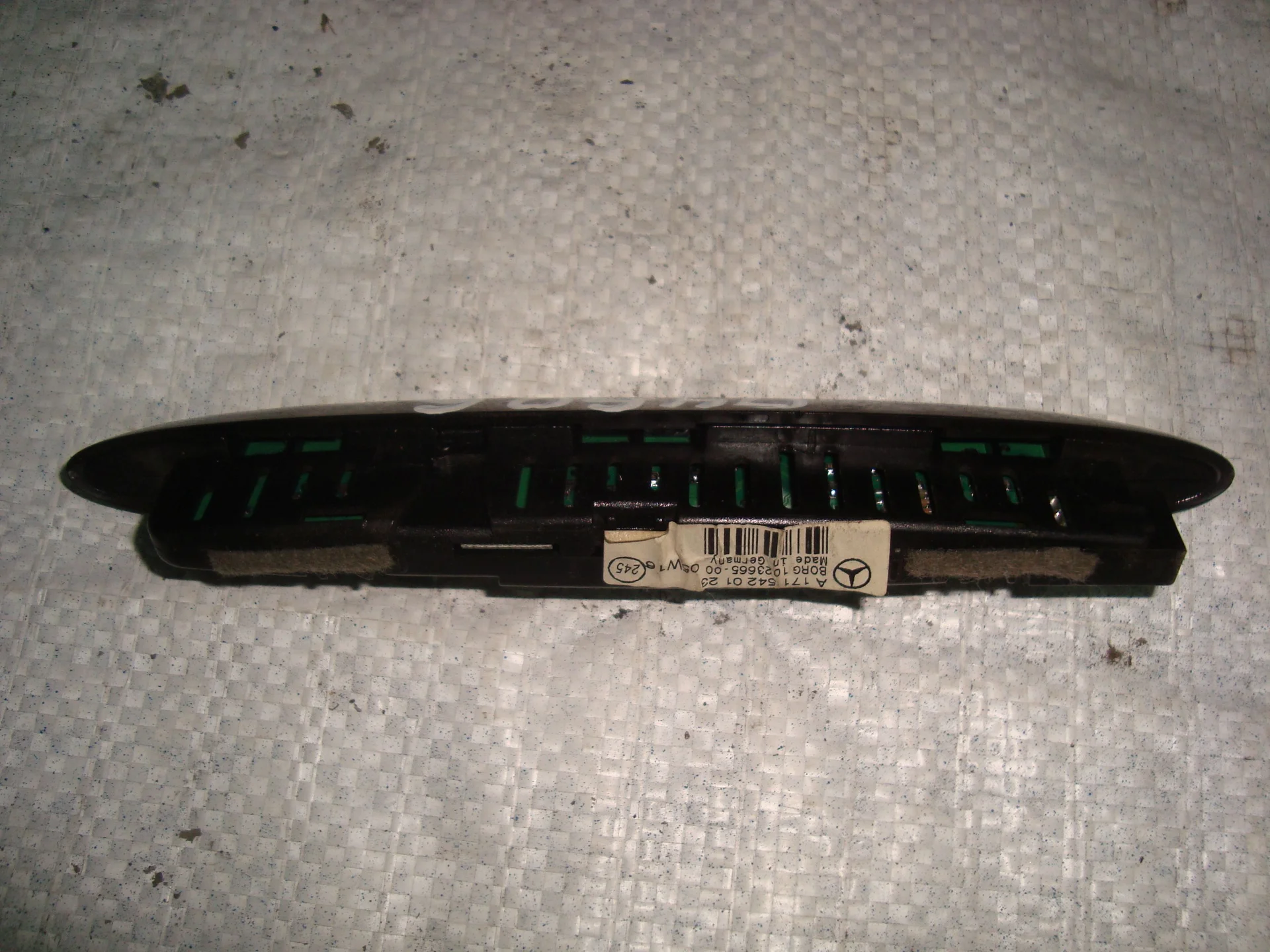 Дисплей парктроника Mercedes-Benz W211 271 A1715420123 - миниатюра 2