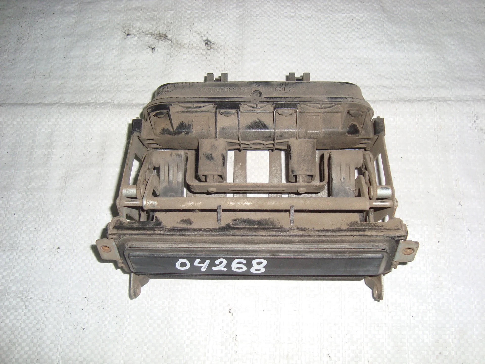 Ручка крышки багажника Mercedes-Benz W140 119 A1408002675 - изображение 1