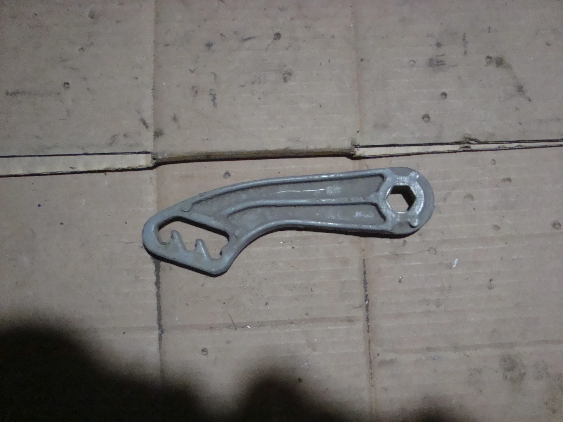 Петля капота левая Mercedes-Benz R129  A1298870174 - миниатюра 2
