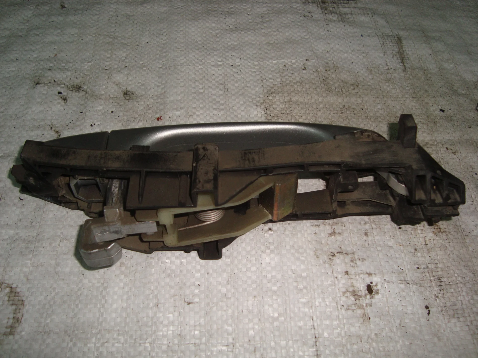 Ручка наружняя задней левой двери Mercedes-Benz W211 271 A2037600334 - миниатюра 2