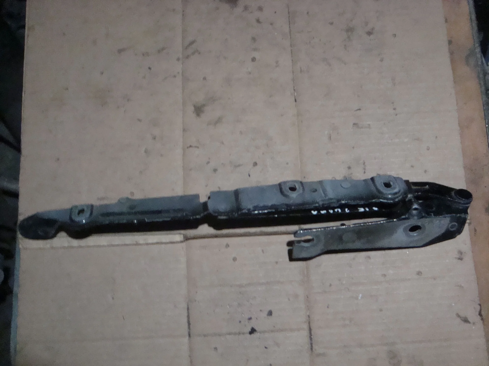 Петля багажника левая Mercedes-Benz C215  A2157500587 - миниатюра 2