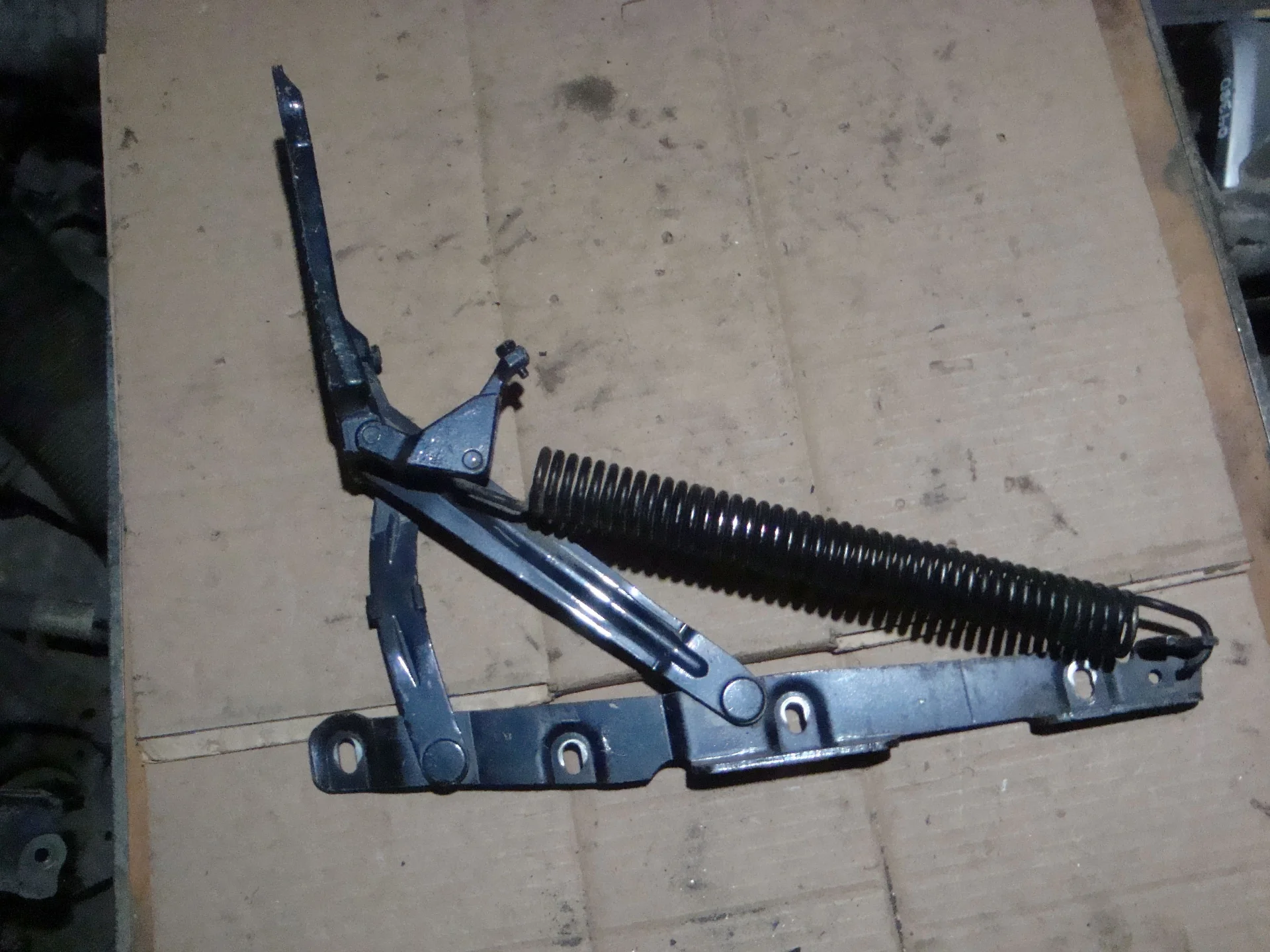 Петля багажника правая Mercedes-Benz C215  A2157500487 - миниатюра 2