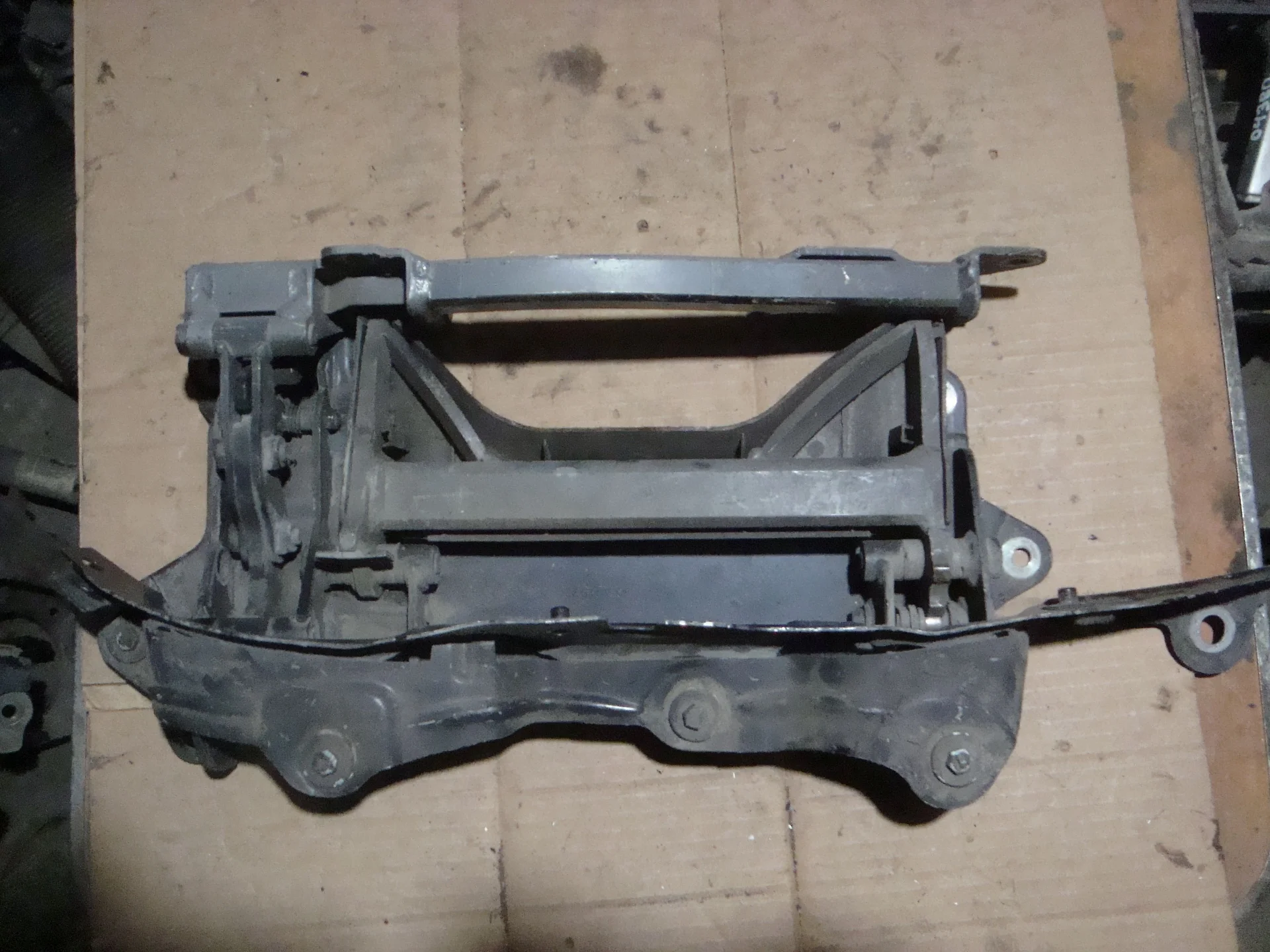Mercedes-Benz C215 A2157200137 - миниатюра 2