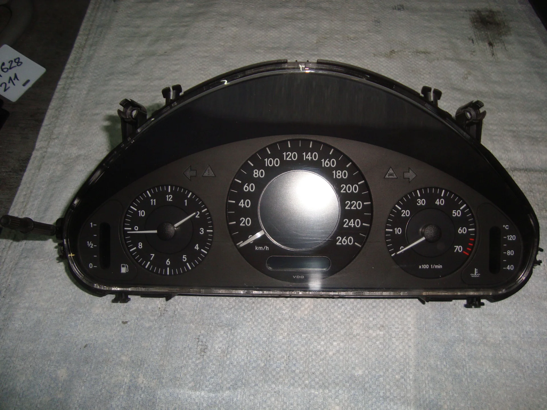 Панель приборов Mercedes-Benz W211 271 A2115406947 - изображение 1