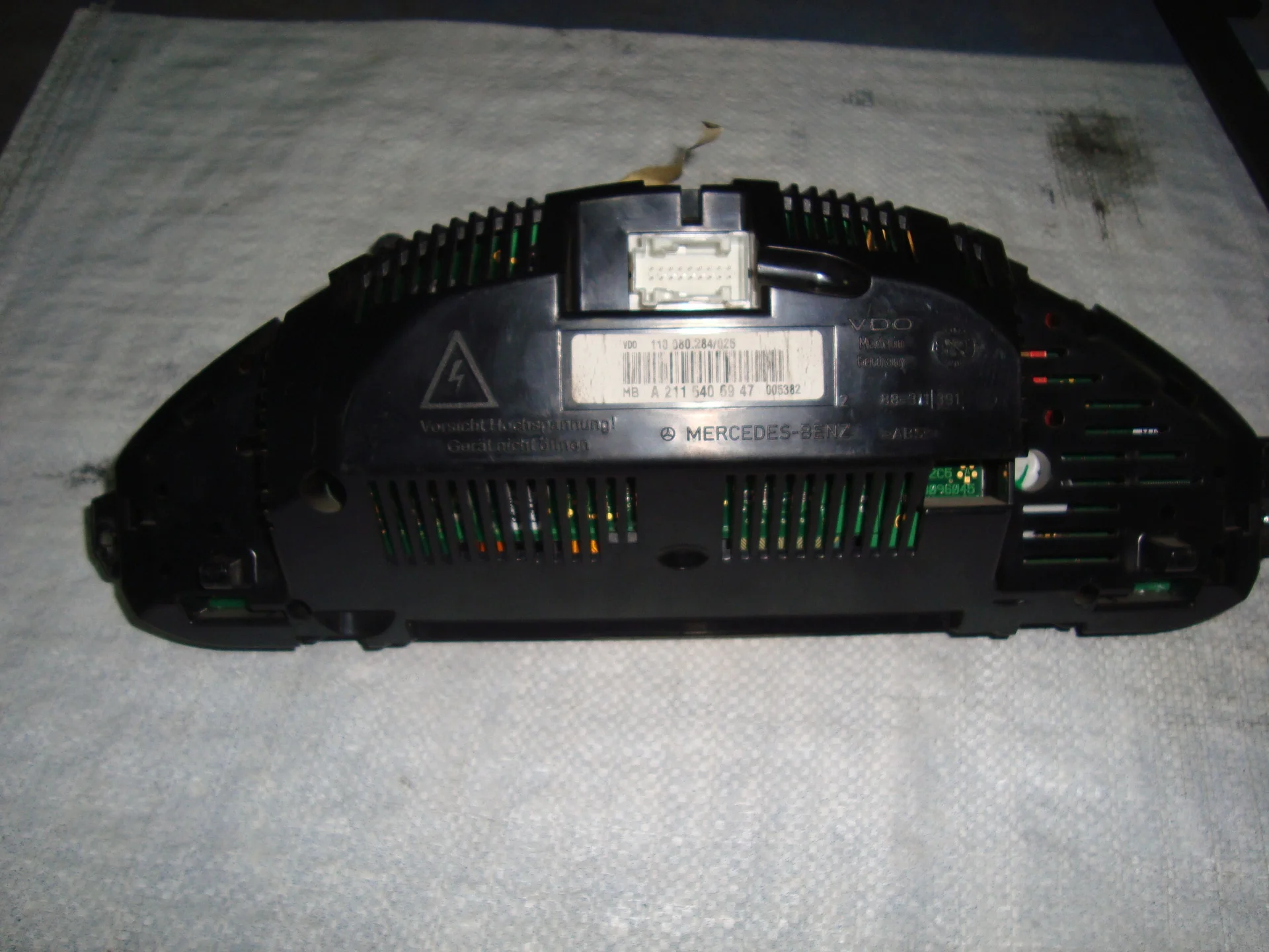 Панель приборов Mercedes-Benz W211 271 A2115406947 - миниатюра 2