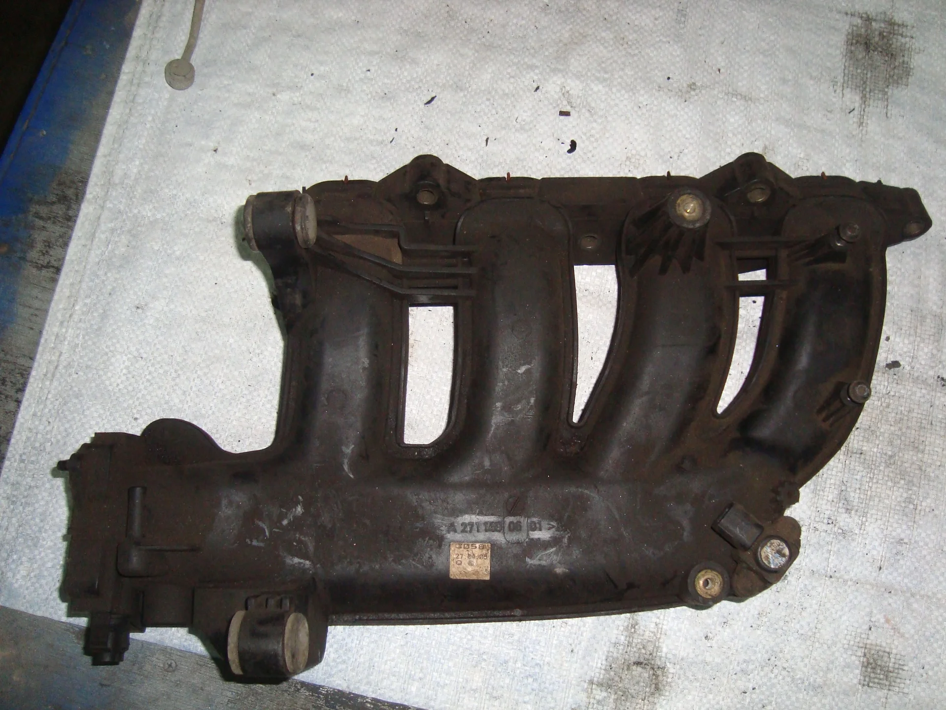 Впускной коллектор Mercedes-Benz W211 271 A2711400601 - миниатюра 2