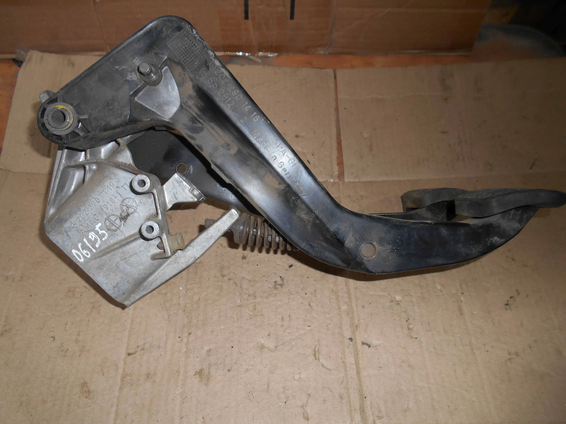 Педальный узел  Mercedes-Benz W202  A2022900119 - миниатюра 3