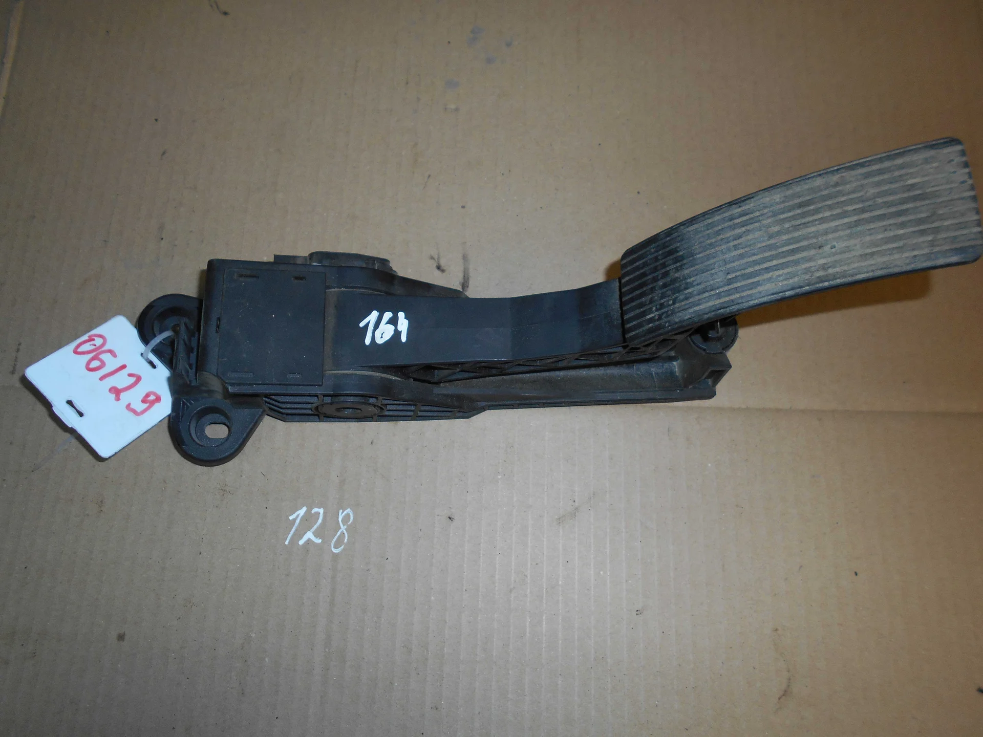 Педаль газа Mercedes-Benz W164 A1643000004 - миниатюра 3