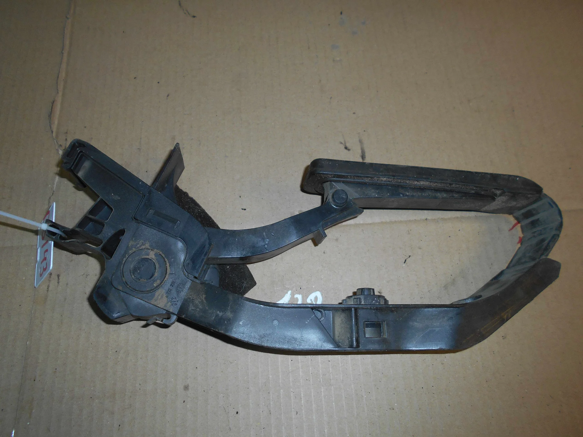 Педаль газа Mercedes-Benz W211  A2113000404 - миниатюра 2