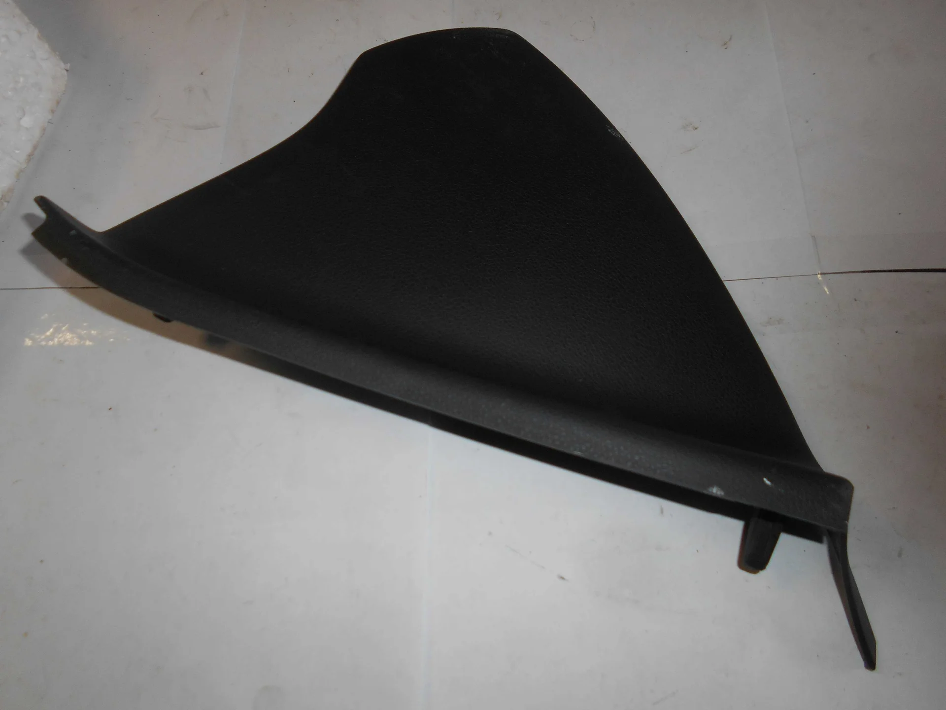 Накладка консоли Mercedes-Benz C117 270 A1176800189 - миниатюра 2