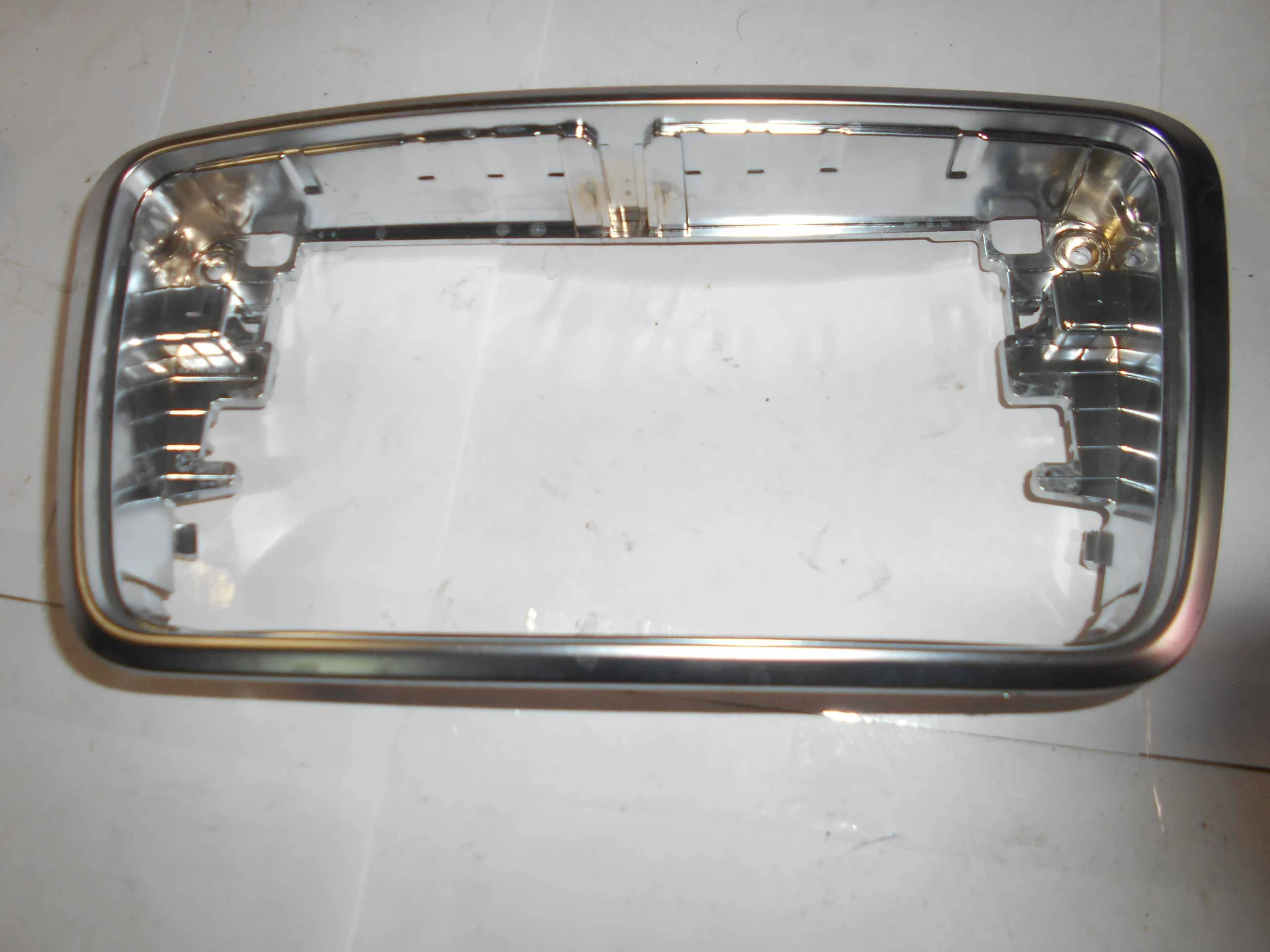 Накладка торпеды Mercedes-Benz C117 270 A1766890018 - миниатюра 2