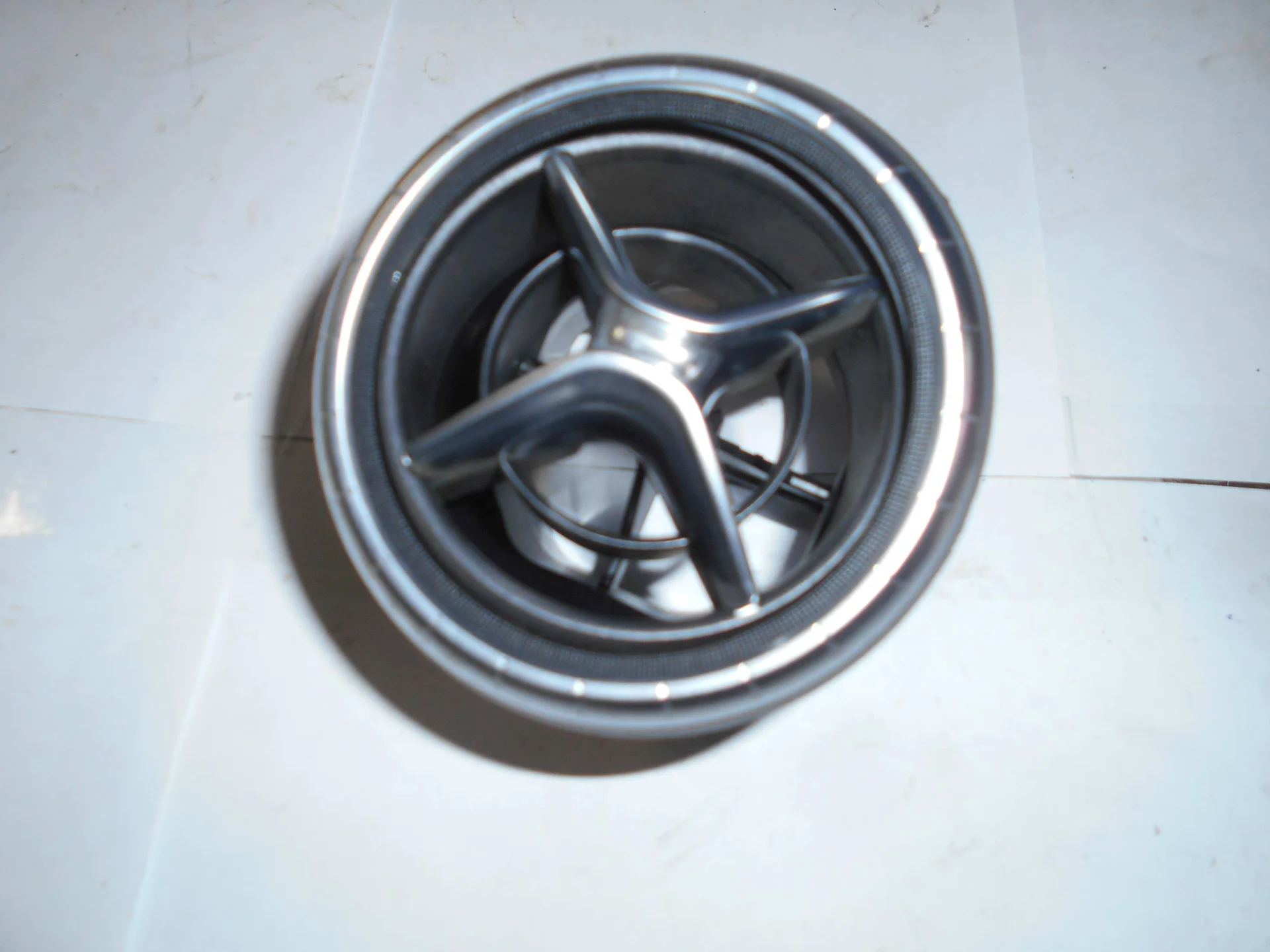 Дефлектор печки центральный Mercedes-Benz C117 270 A1178300354 - изображение 1
