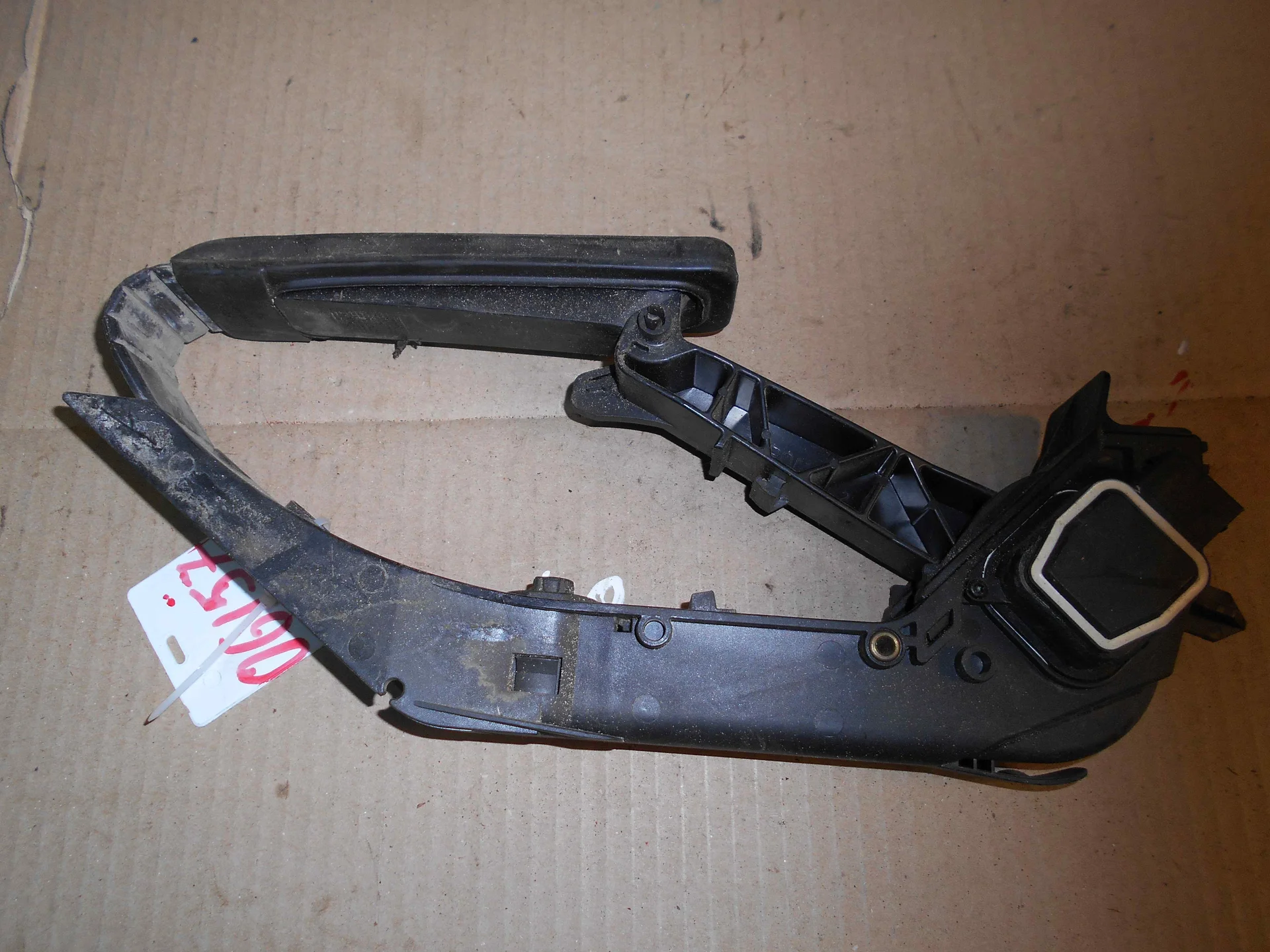 Педаль газа Mercedes-Benz W221 A2203000104 - миниатюра 2