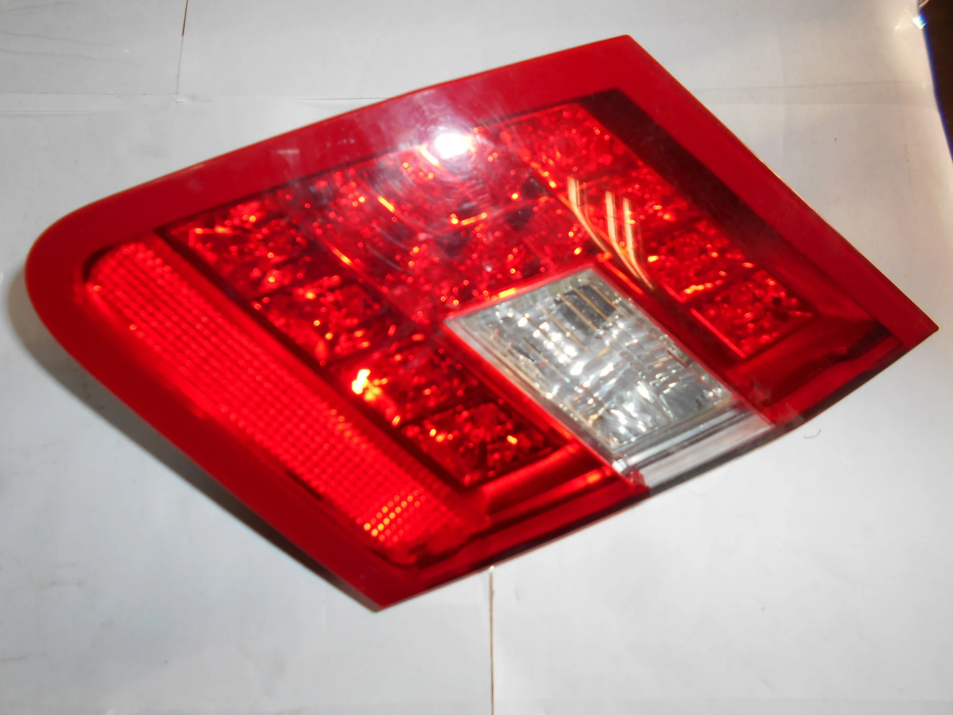 Фонарь задний правый Mercedes-Benz W212  A2128200864 - миниатюра 2