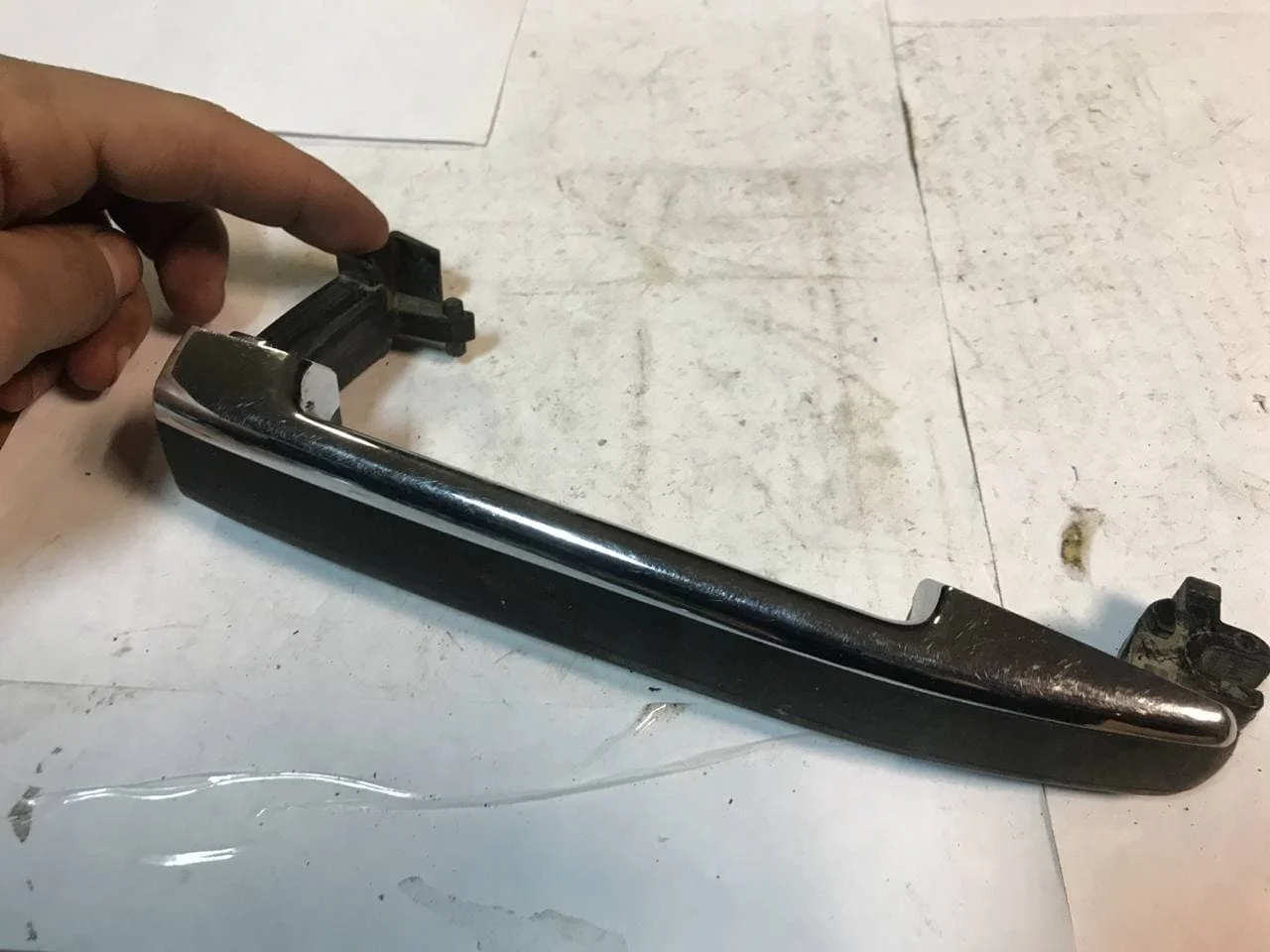 Ручка наружняя задней правой двери Mercedes-Benz W202 - миниатюра 4