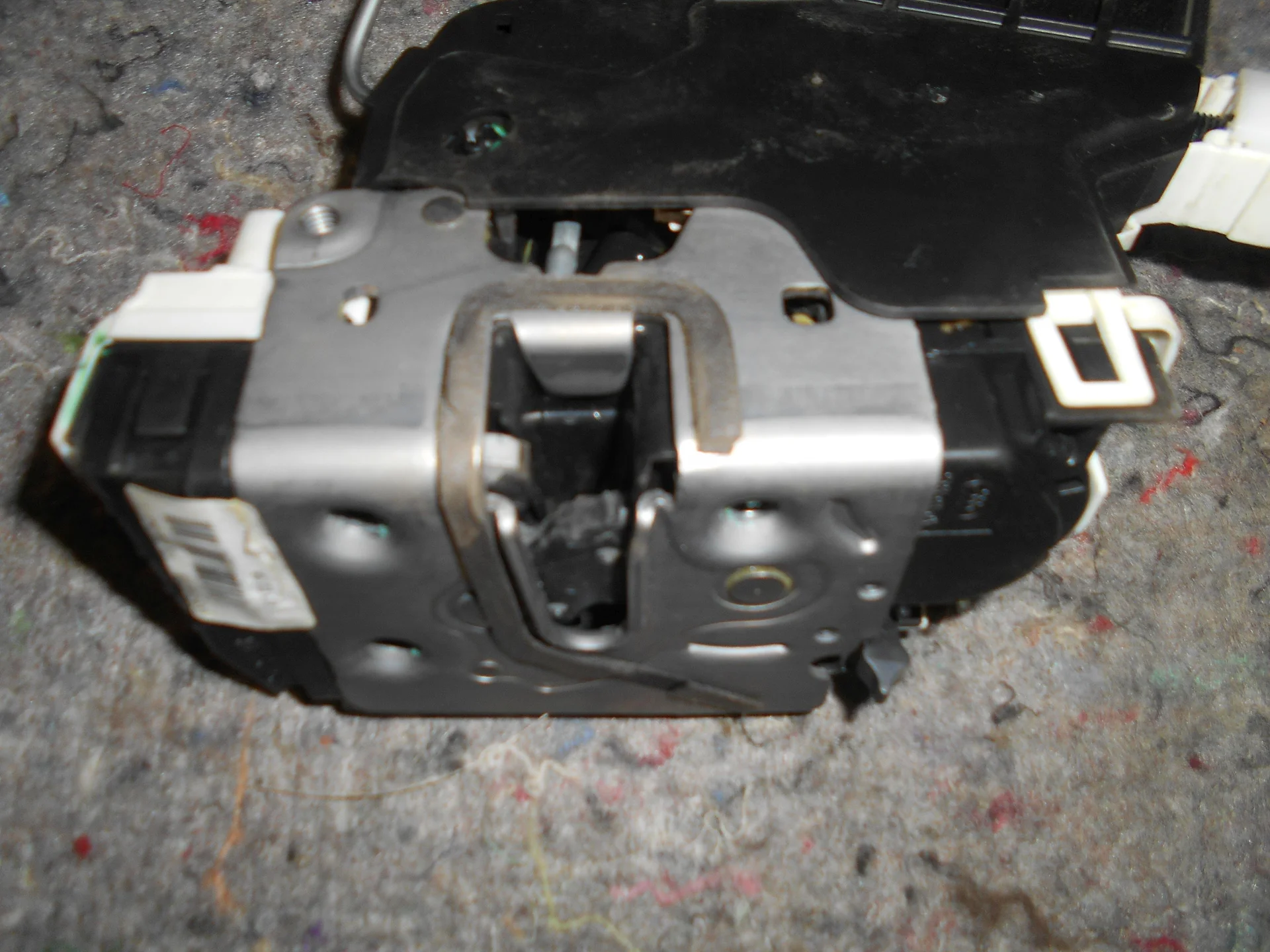 Замок двери задней левой Mercedes-Benz C117  A0997305500 - миниатюра 3