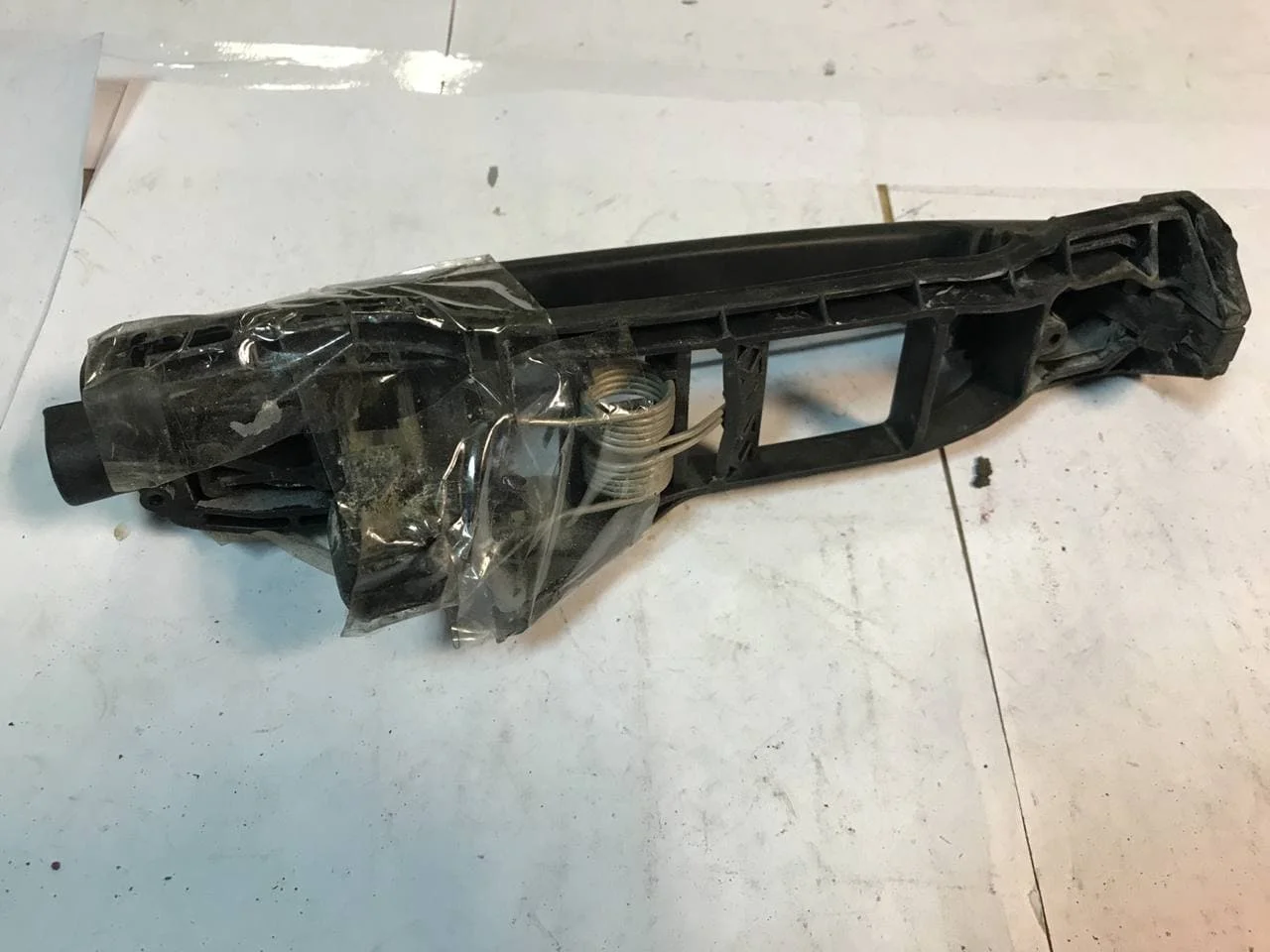 Ручка наружняя задней правой двери Mercedes-Benz W210 - миниатюра 3