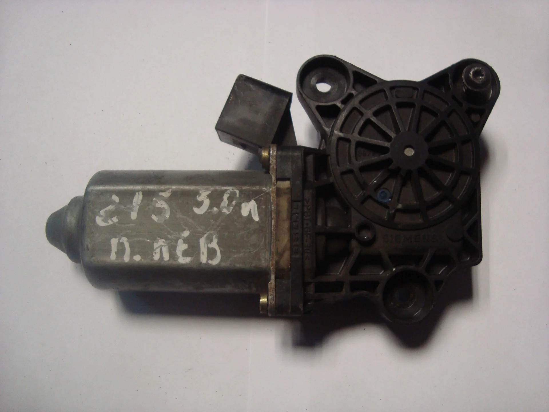 Моторчик переднего левого стеклоподъемника Mercedes-Benz C215 113 A2208204542 - миниатюра 2