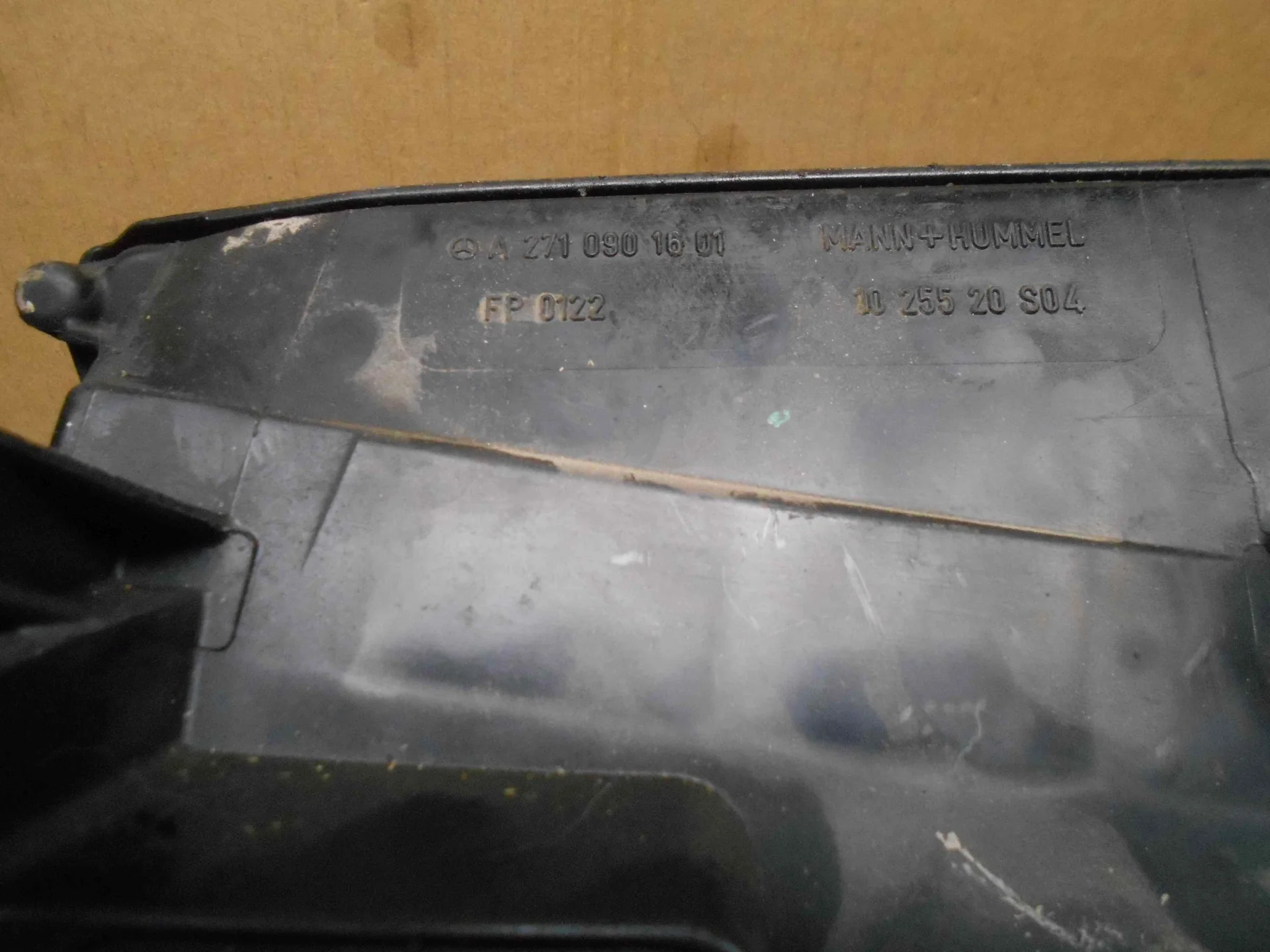 Корпус воздушного фильтра Mercedes-Benz W211 271 A2710901601 - миниатюра 5