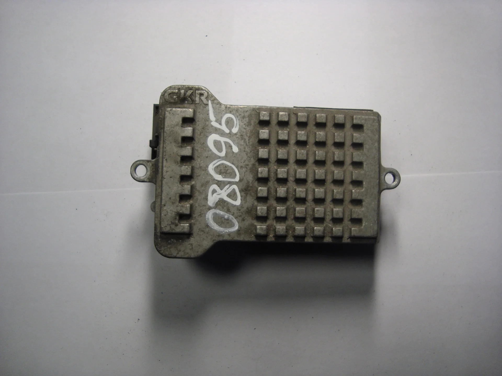 Резистор отопителя Mercedes-Benz W211 A2308210251 - изображение 1