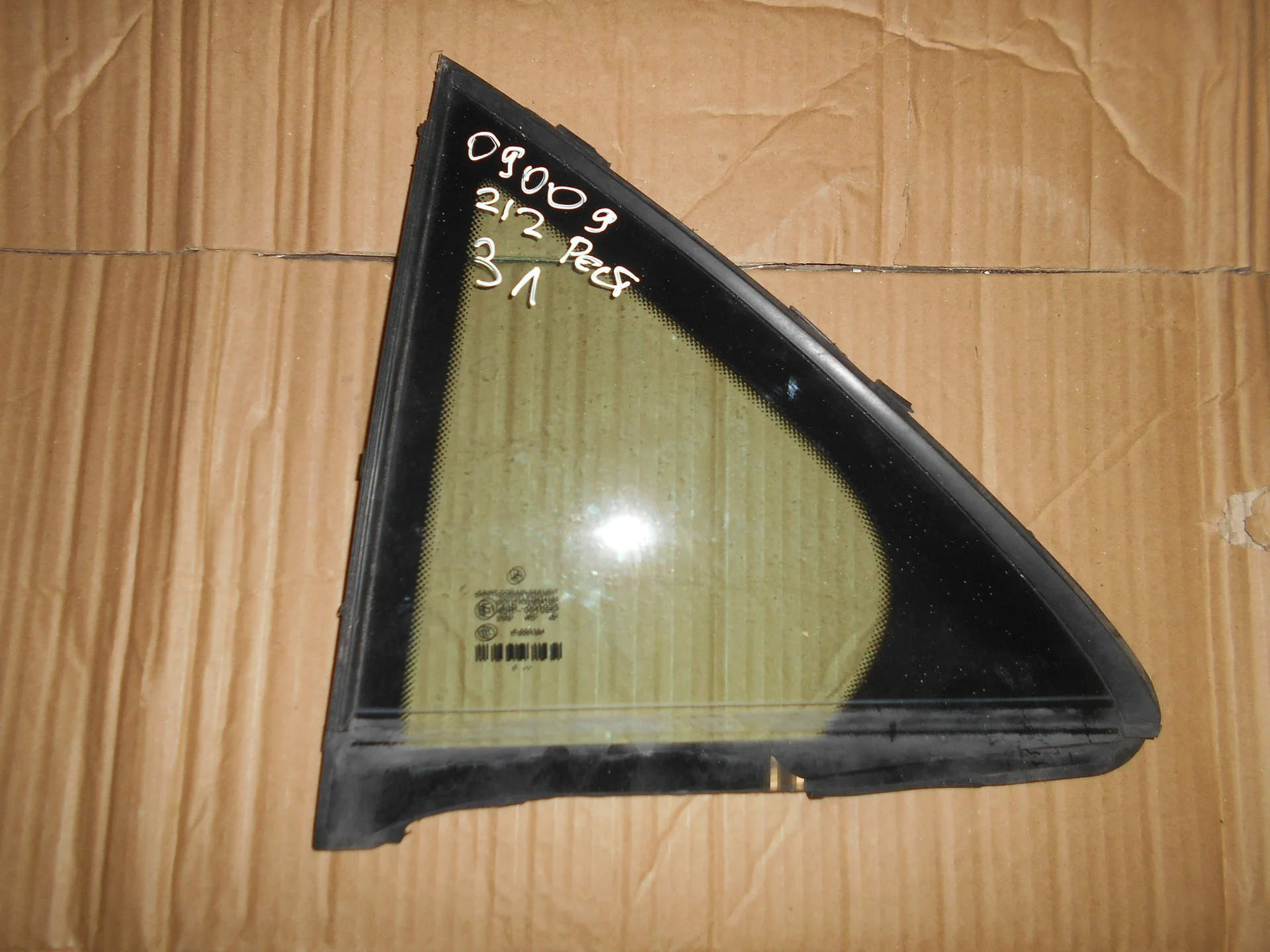 Форточка задней левой двери Mercedes-Benz W212 276 A2127300155 - изображение 1