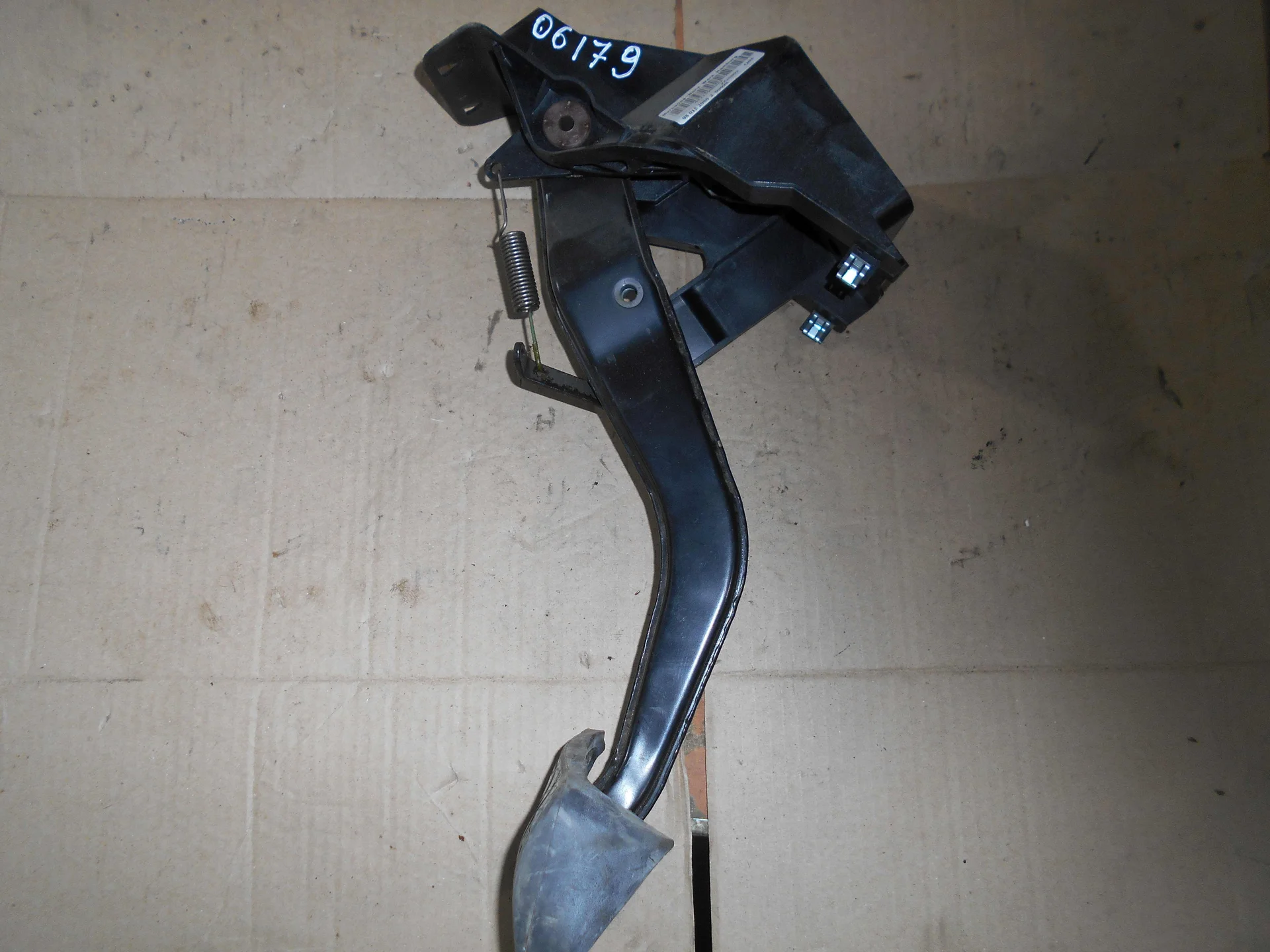 Педаль тормоза Mercedes-Benz W221  A2202901119 - миниатюра 2