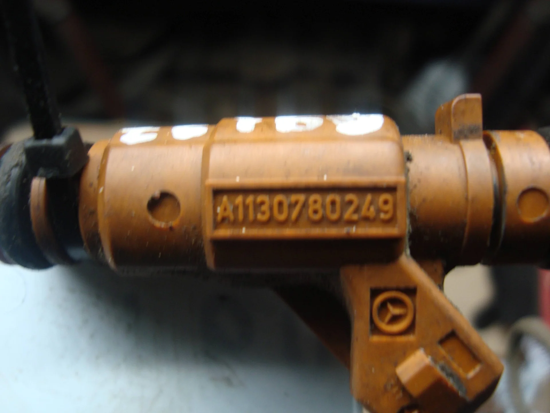 Топливная форсунка Mercedes-Benz W164 113 A1130780249 - миниатюра 2