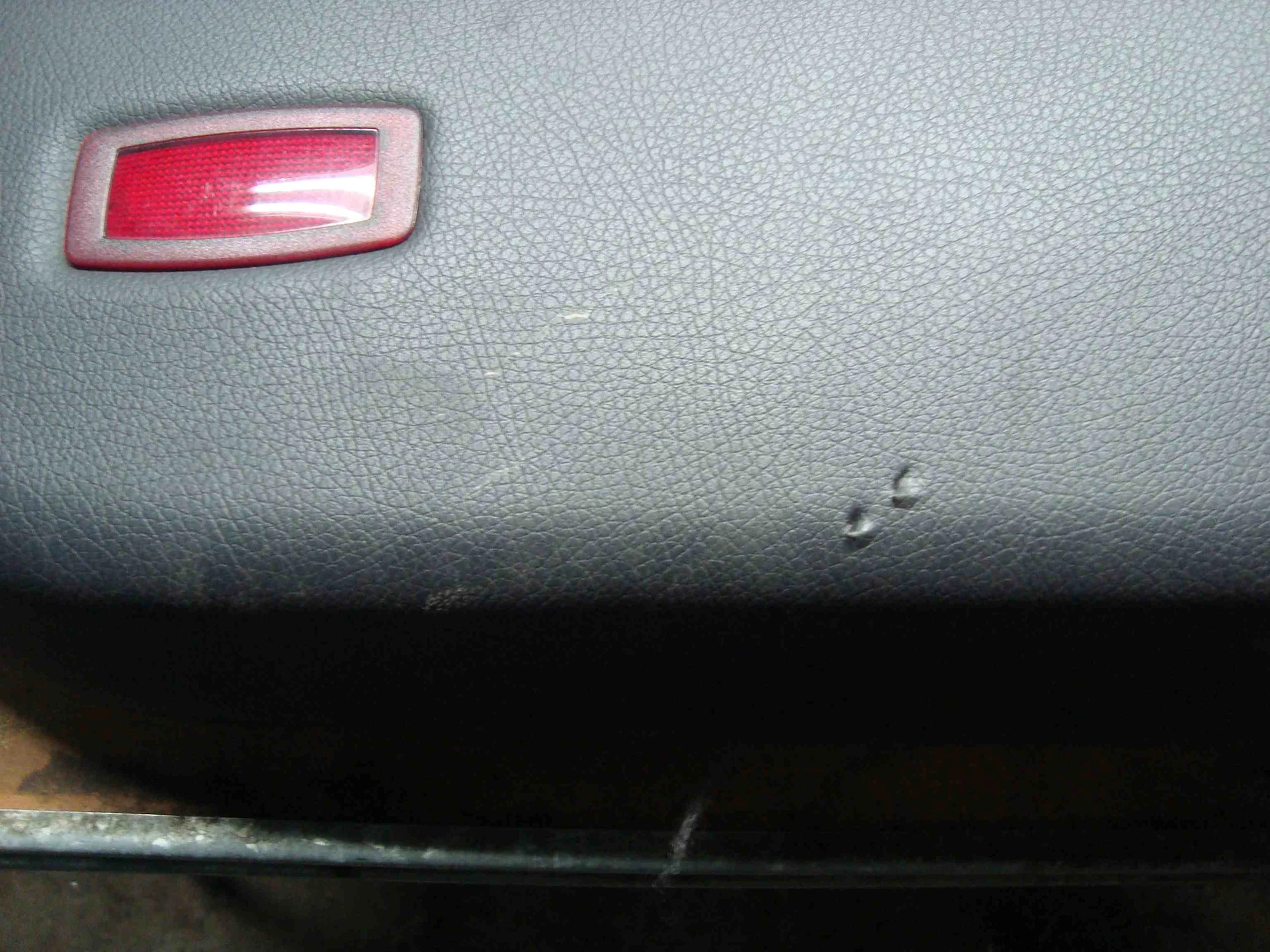 Обшивка двери передней левой Mercedes-Benz C117 270 A1177200301 - миниатюра 4
