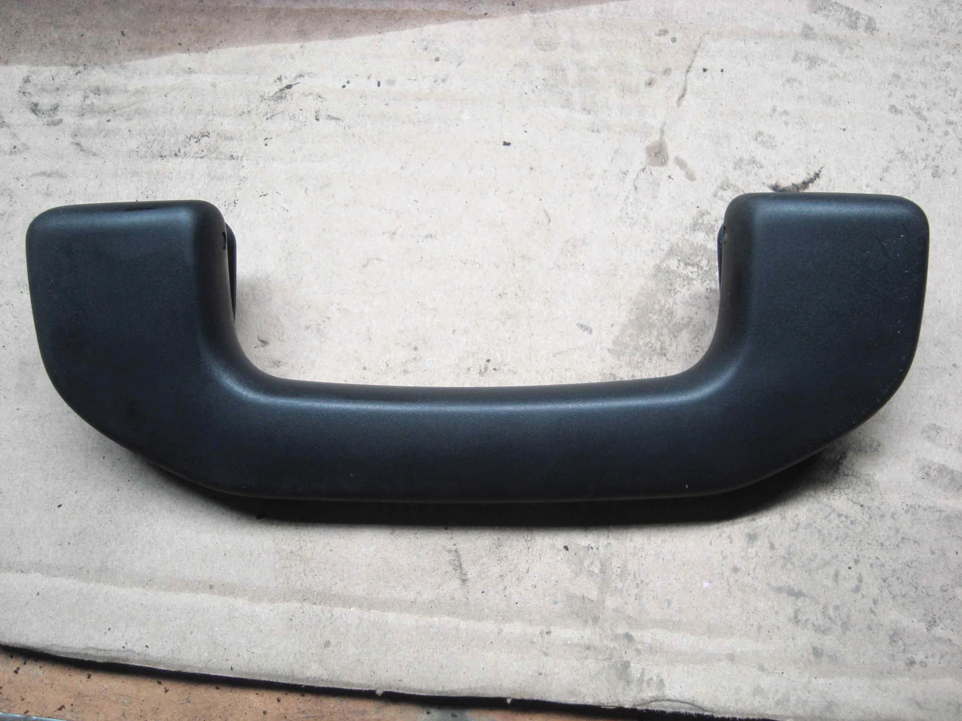 Поручень потолочный Mercedes-Benz C117 270 A2468100754 - изображение 1