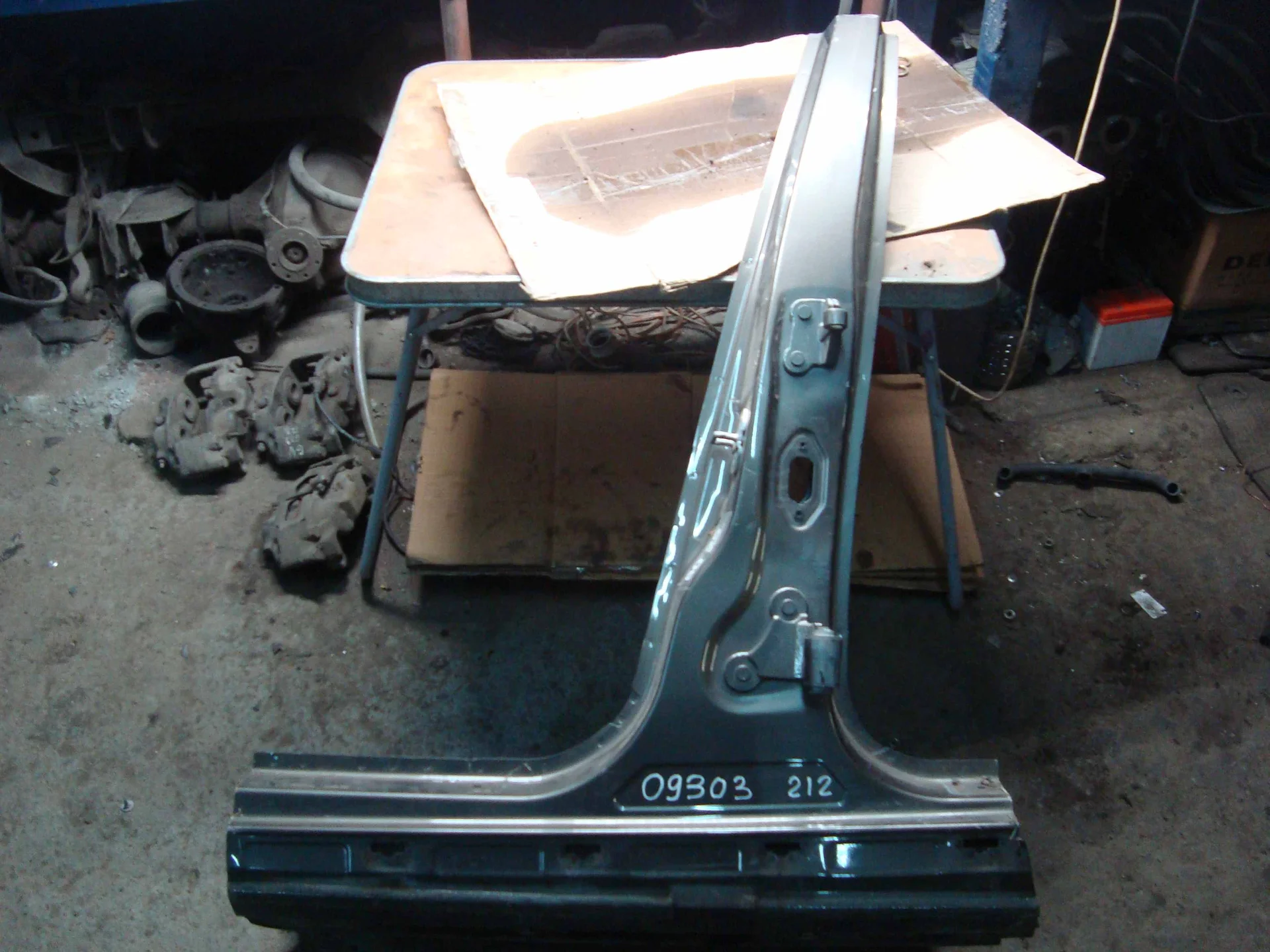Стойка кузова центральная левая Mercedes-Benz W212 276 A2126300311 - изображение 1