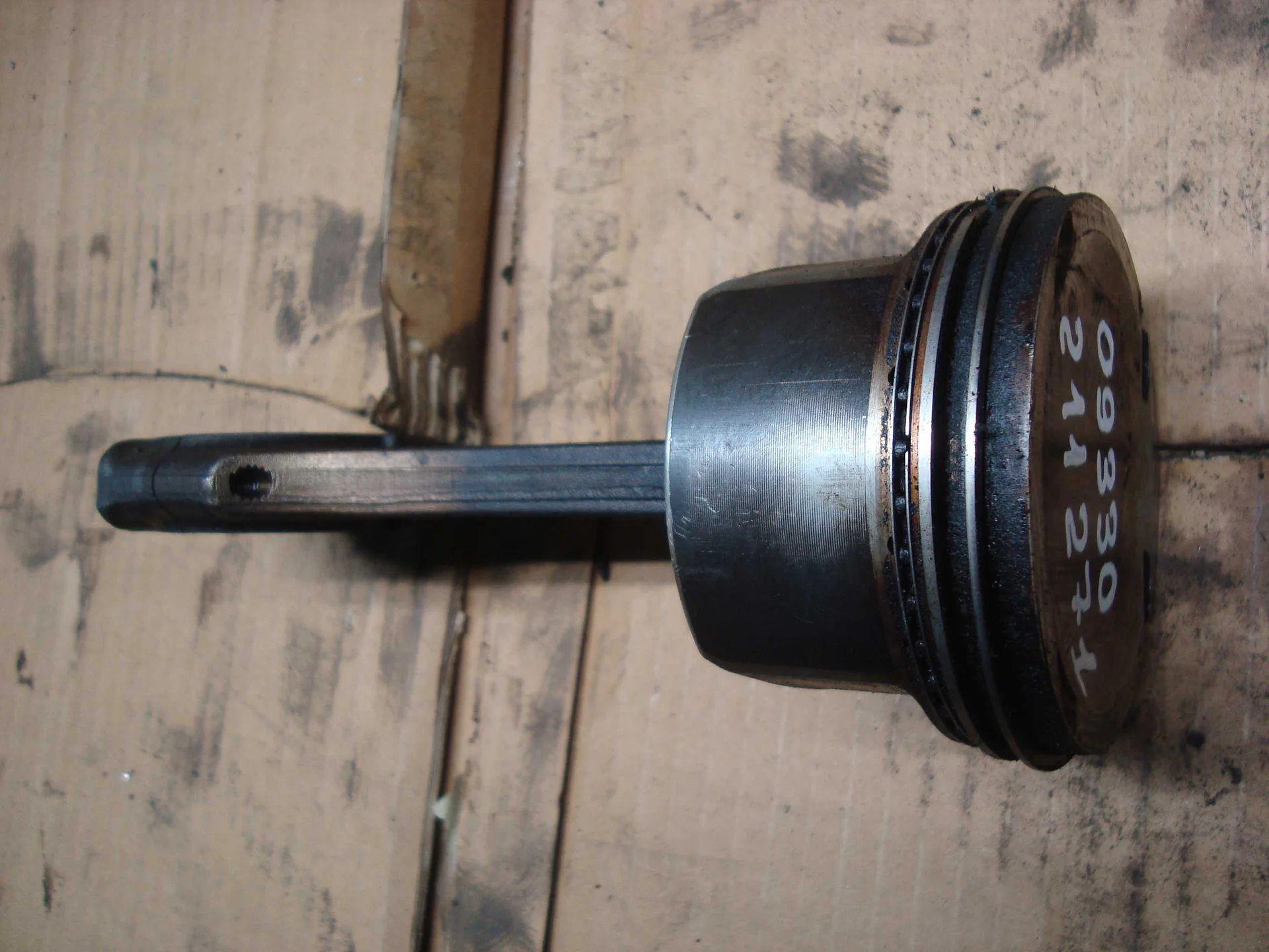 Поршень с шатуном Mercedes-Benz W211 271 A2710306617 - изображение 1
