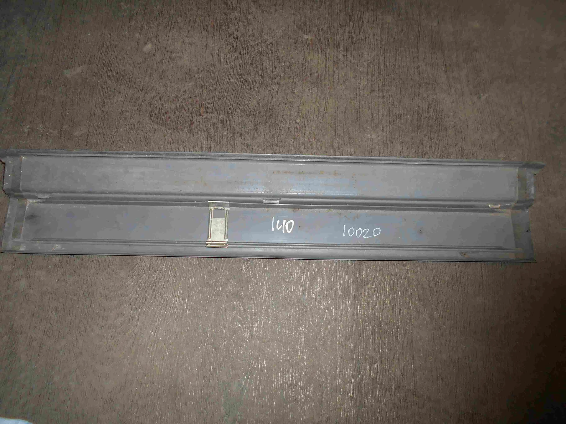 Накладка на порог внутренняя передняя левая Mercedes-Benz W140 A1406800535 - миниатюра 2