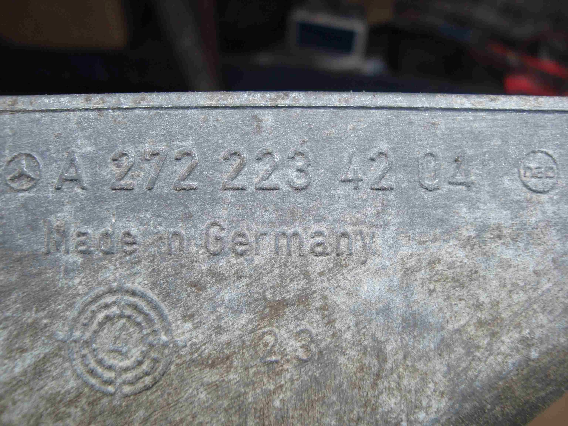 Кронштейн двигателя правый Mercedes-Benz W251 272 A2722234204 - миниатюра 3