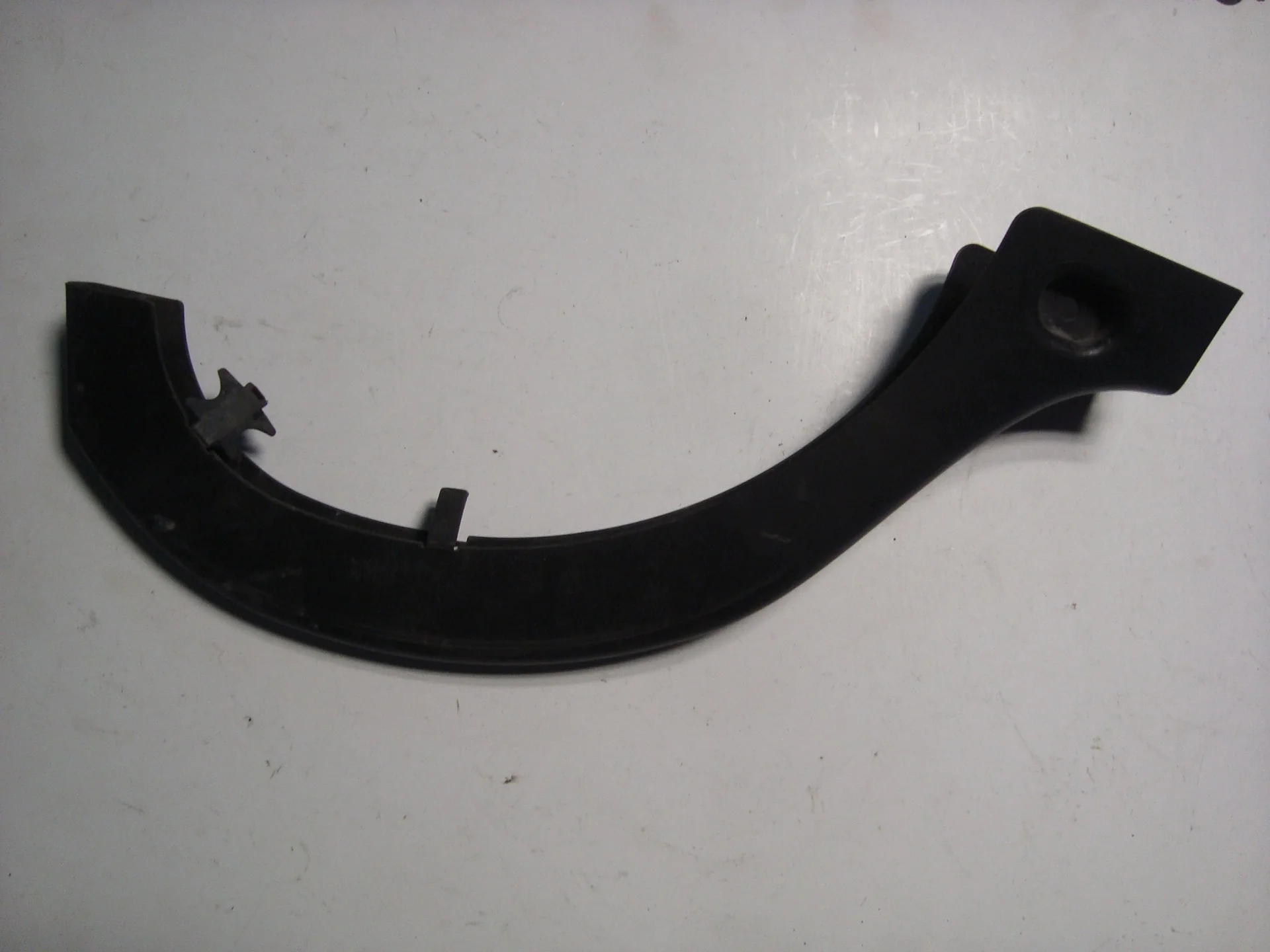 Накладка петли багажника Mercedes-Benz W211 A2118210189 - миниатюра 2