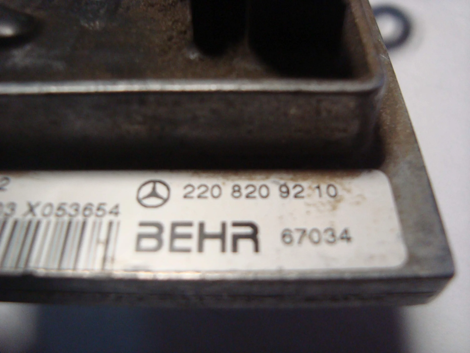 Резистор отопителя Mercedes-Benz W220 A2208209210 - миниатюра 2