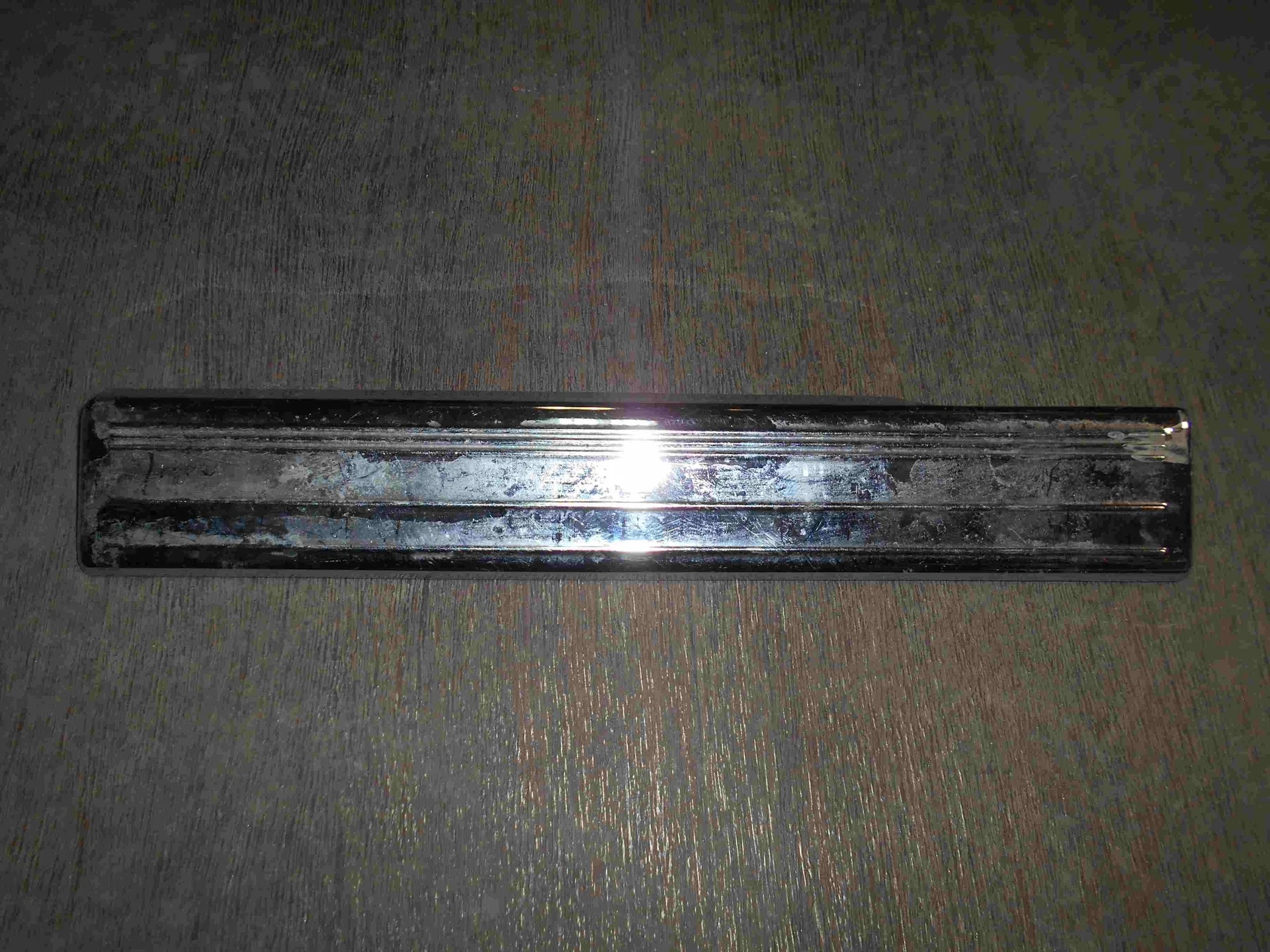 Накладка на порог внутренняя задняя левая Mercedes-Benz W220 A2206805935 - изображение 1