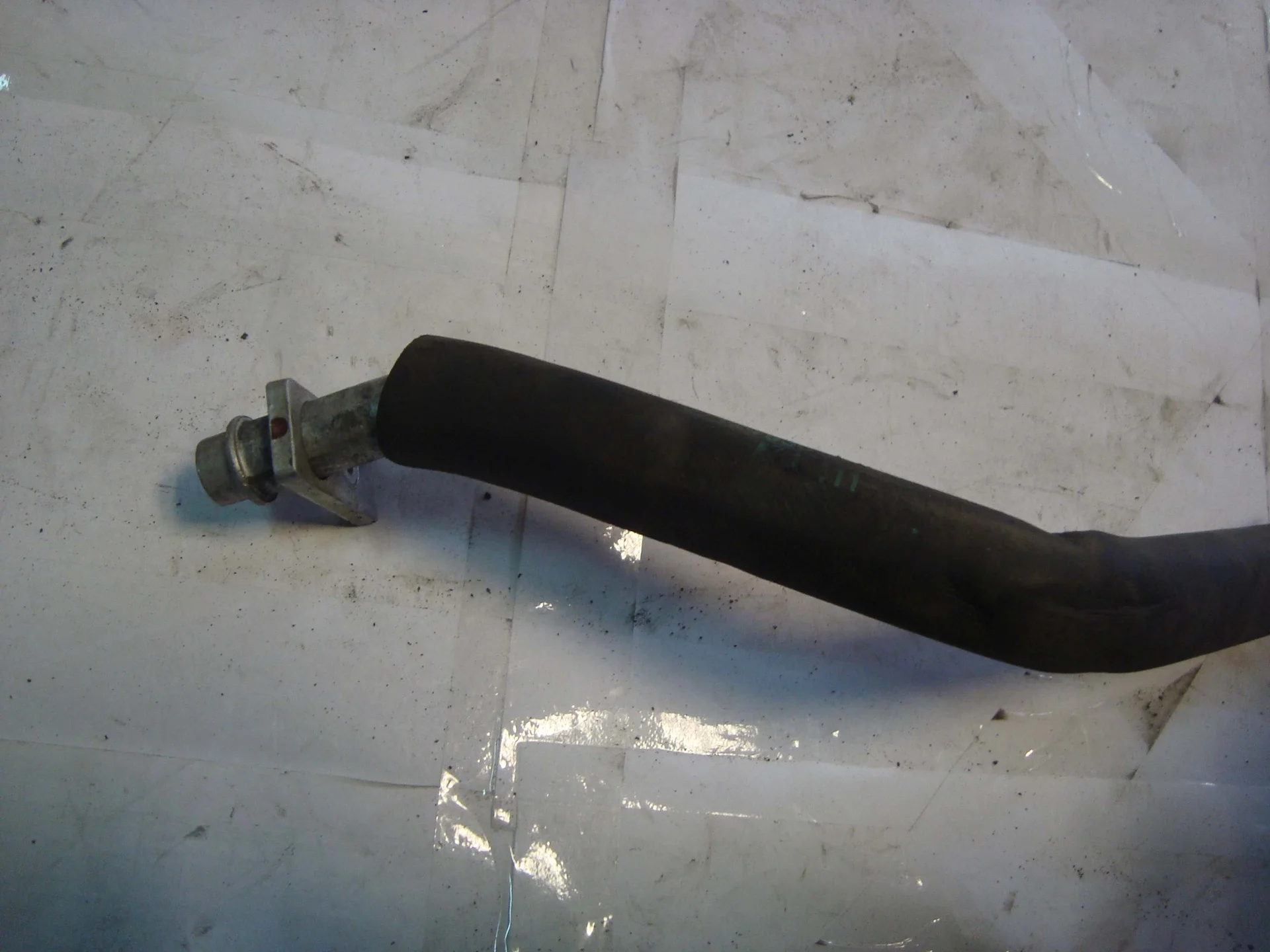 Трубка кондиционера Mercedes-Benz W124 104 A1248304815 - миниатюра 2