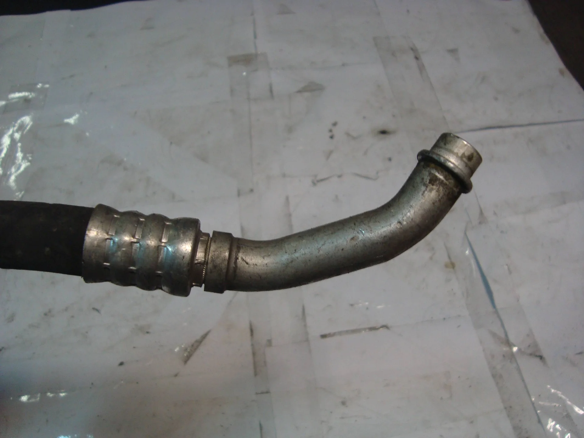 Трубка кондиционера Mercedes-Benz W202 111 A2028302215 - миниатюра 2