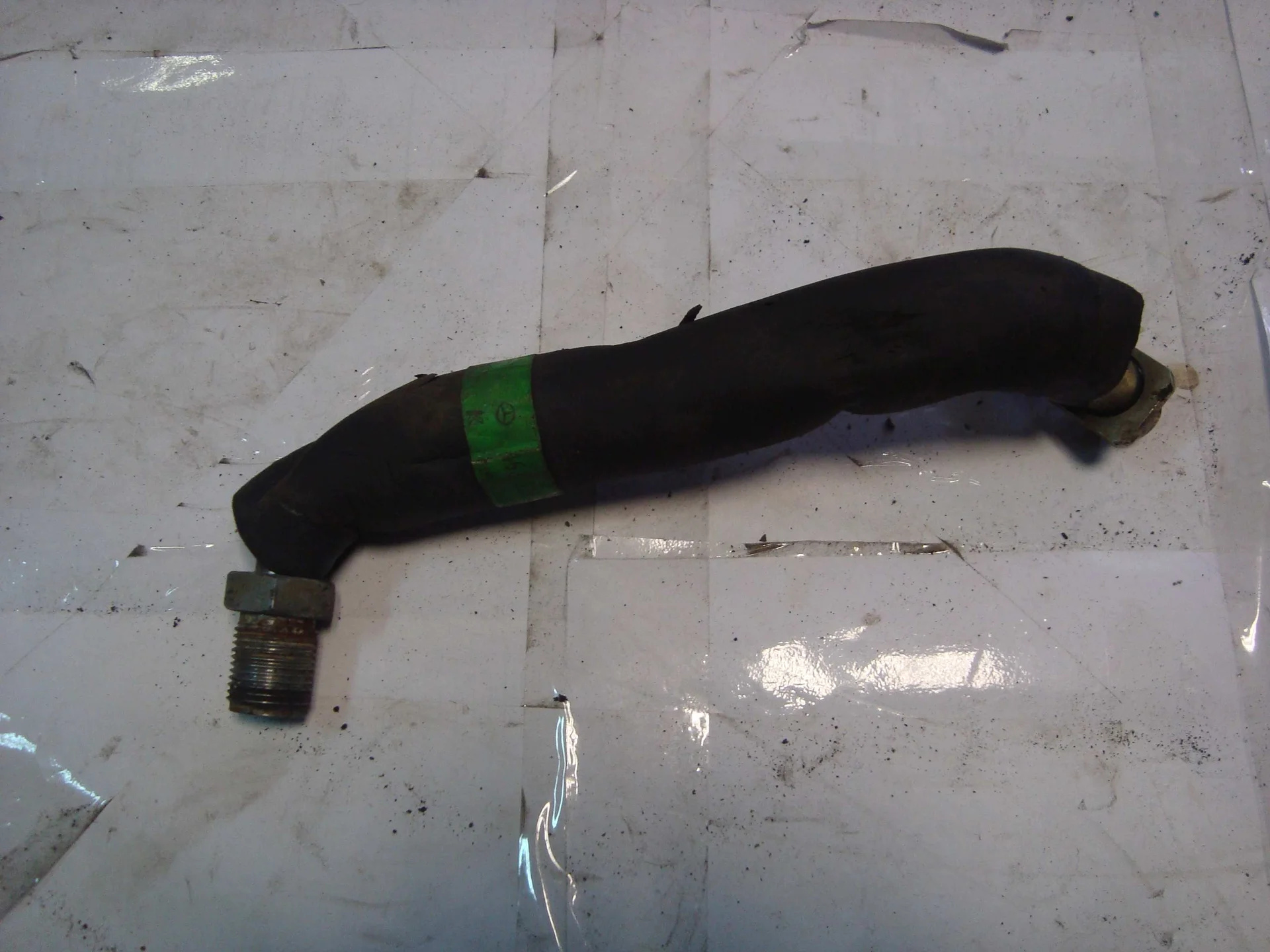 Трубка кондиционера Mercedes-Benz W463 A4638300215 - изображение 1