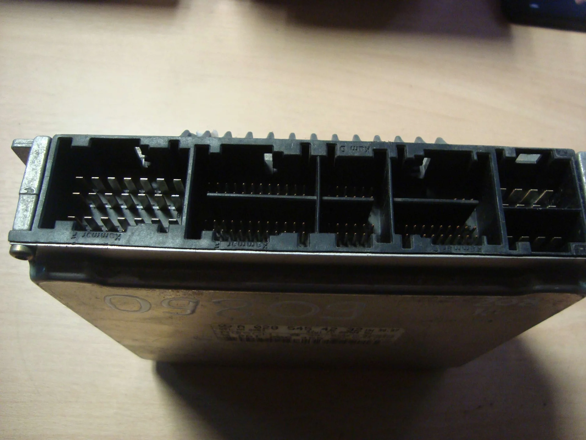 Блок управления Mercedes-Benz C208 111 A0285454232 - миниатюра 2