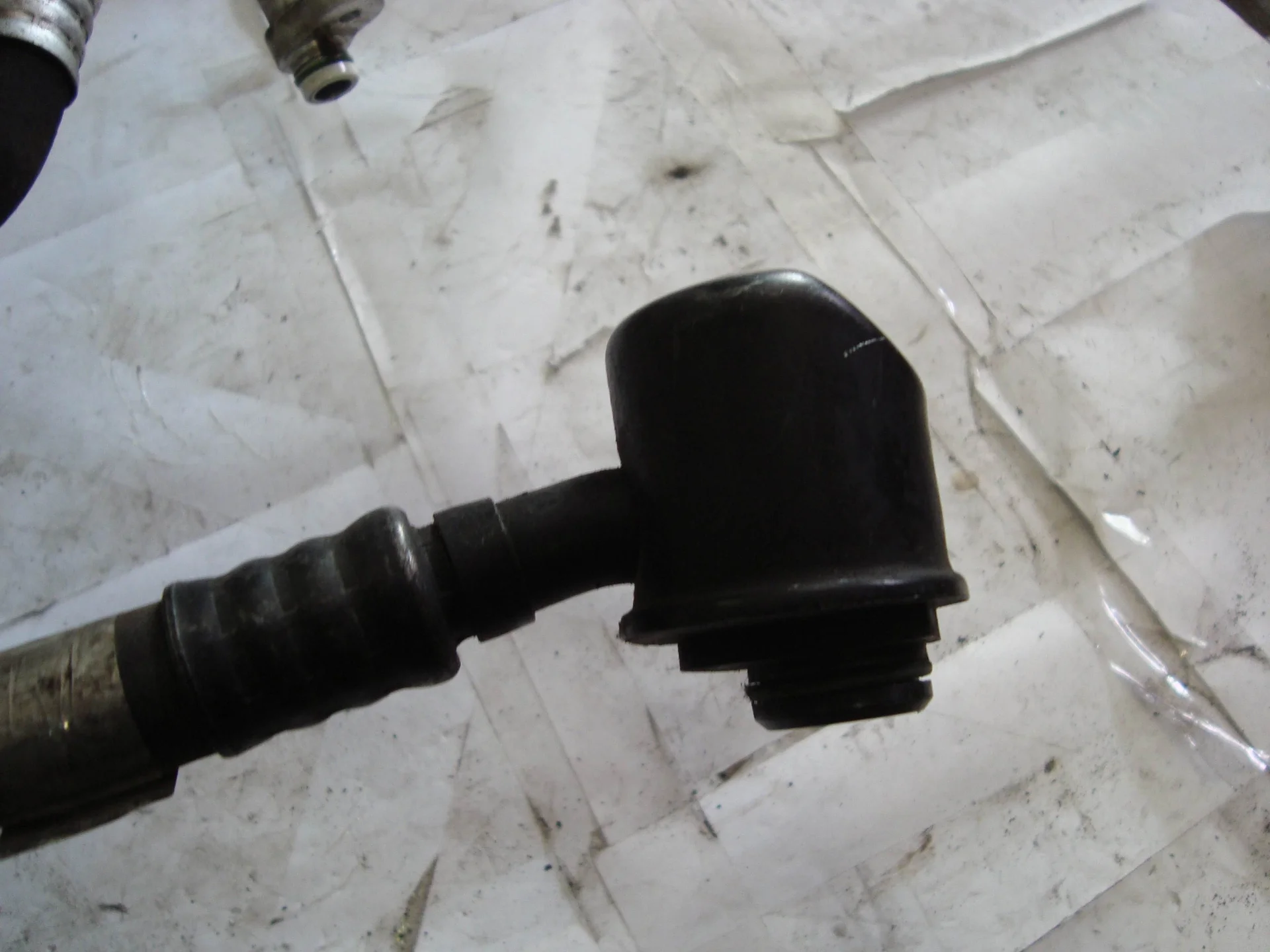 Трубка кондиционера Mercedes-Benz W203 111 A1112306756 - миниатюра 3