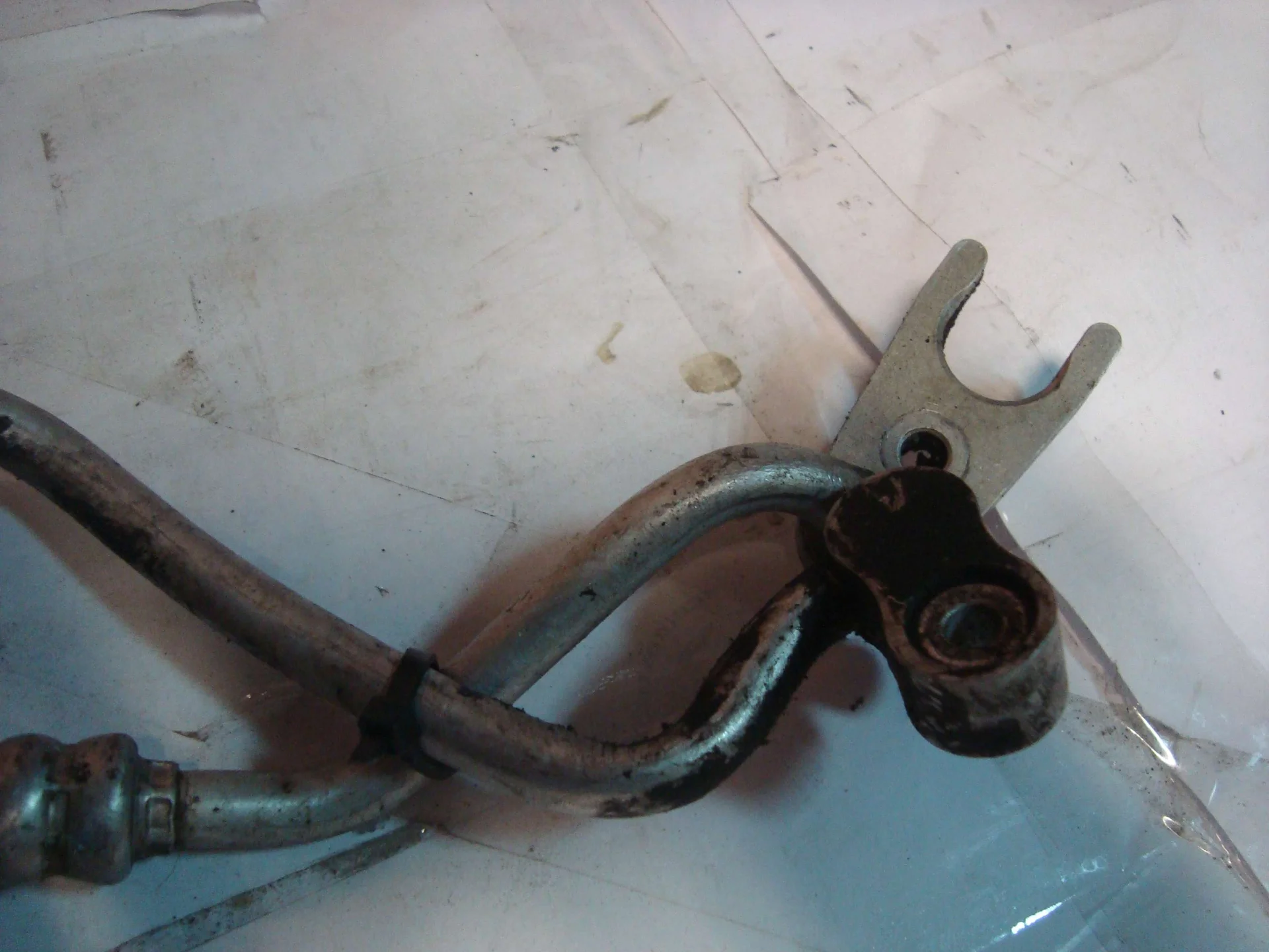 Трубка кондиционера Mercedes-Benz W220  A2208300215 - миниатюра 2
