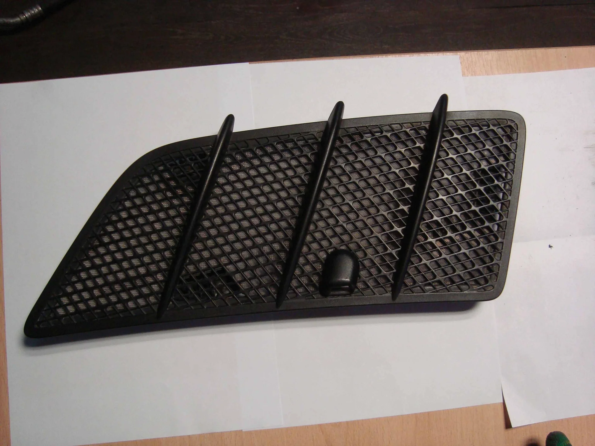 Решетка капота левая Mercedes-Benz W164 A1648804705 - миниатюра 2