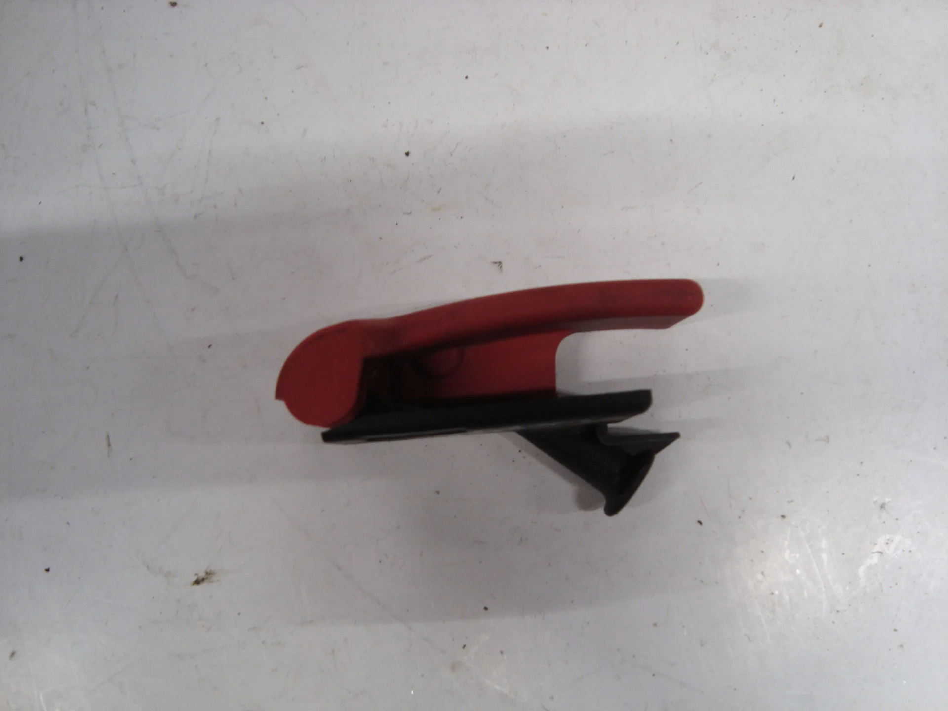 Ручка открывания капота Mercedes-Benz W251 272 A1248800320 - миниатюра 2