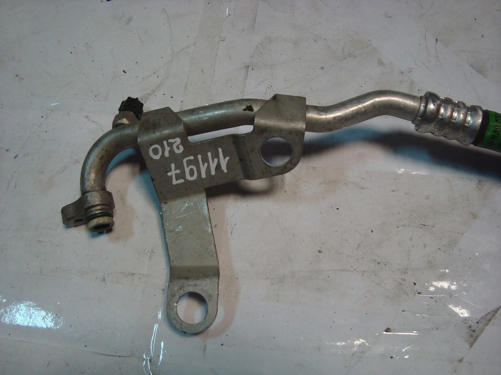 Трубка кондиционера Mercedes-Benz W210 111 A2108305915 - миниатюра 3
