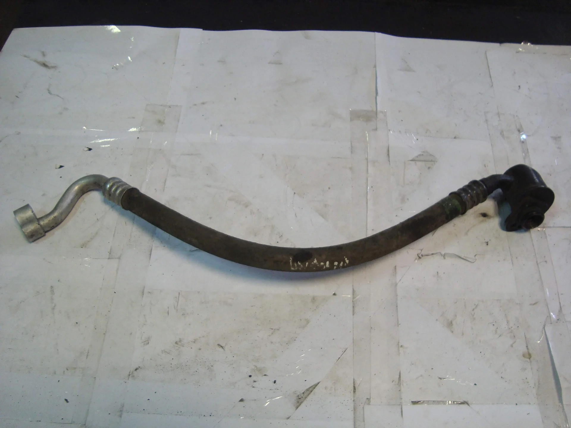 Трубка кондиционера Mercedes-Benz W210 611 A6112300556 - изображение 1