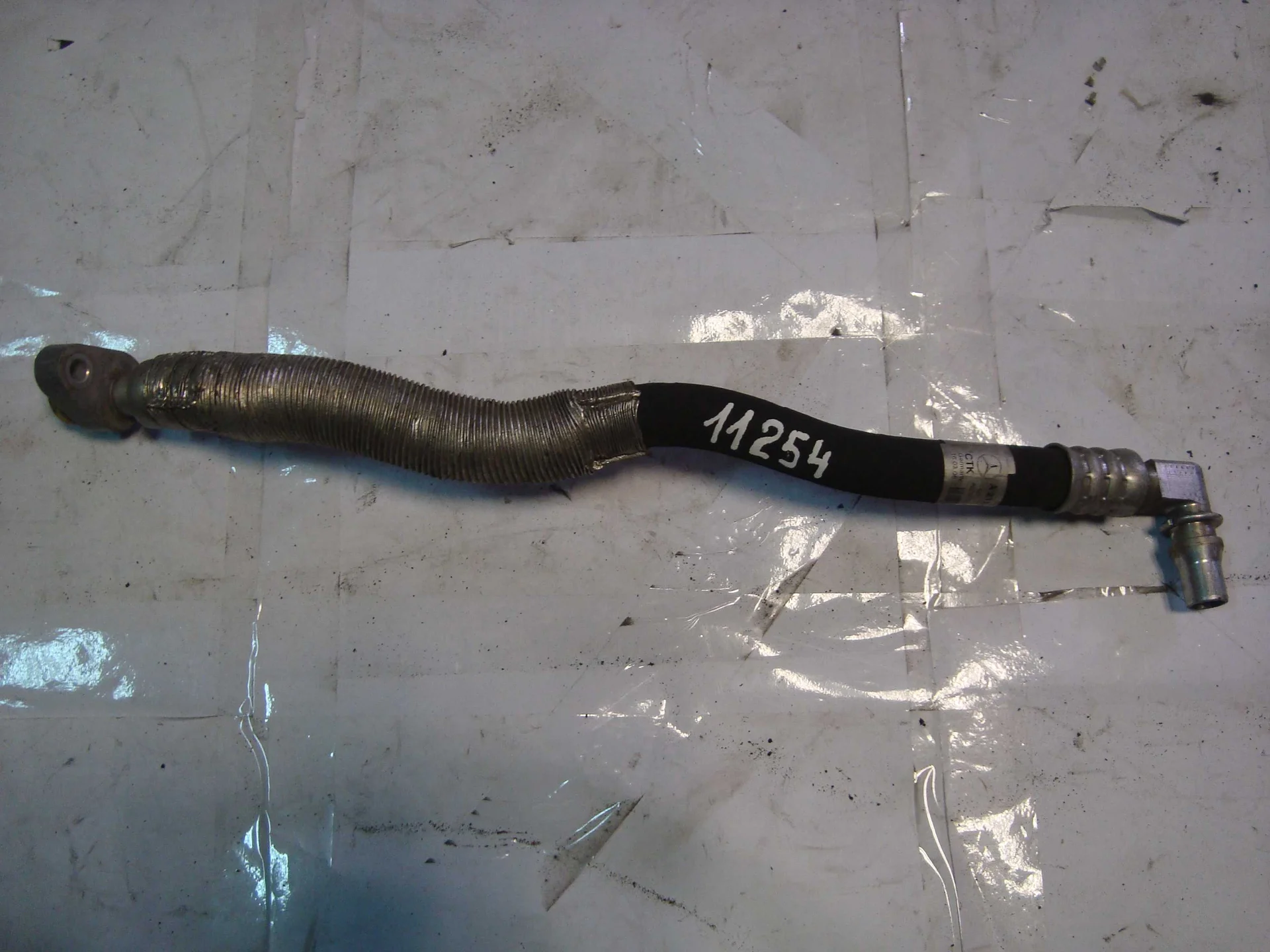 Трубка кондиционера Mercedes-Benz W211  A2118303515 - миниатюра 3
