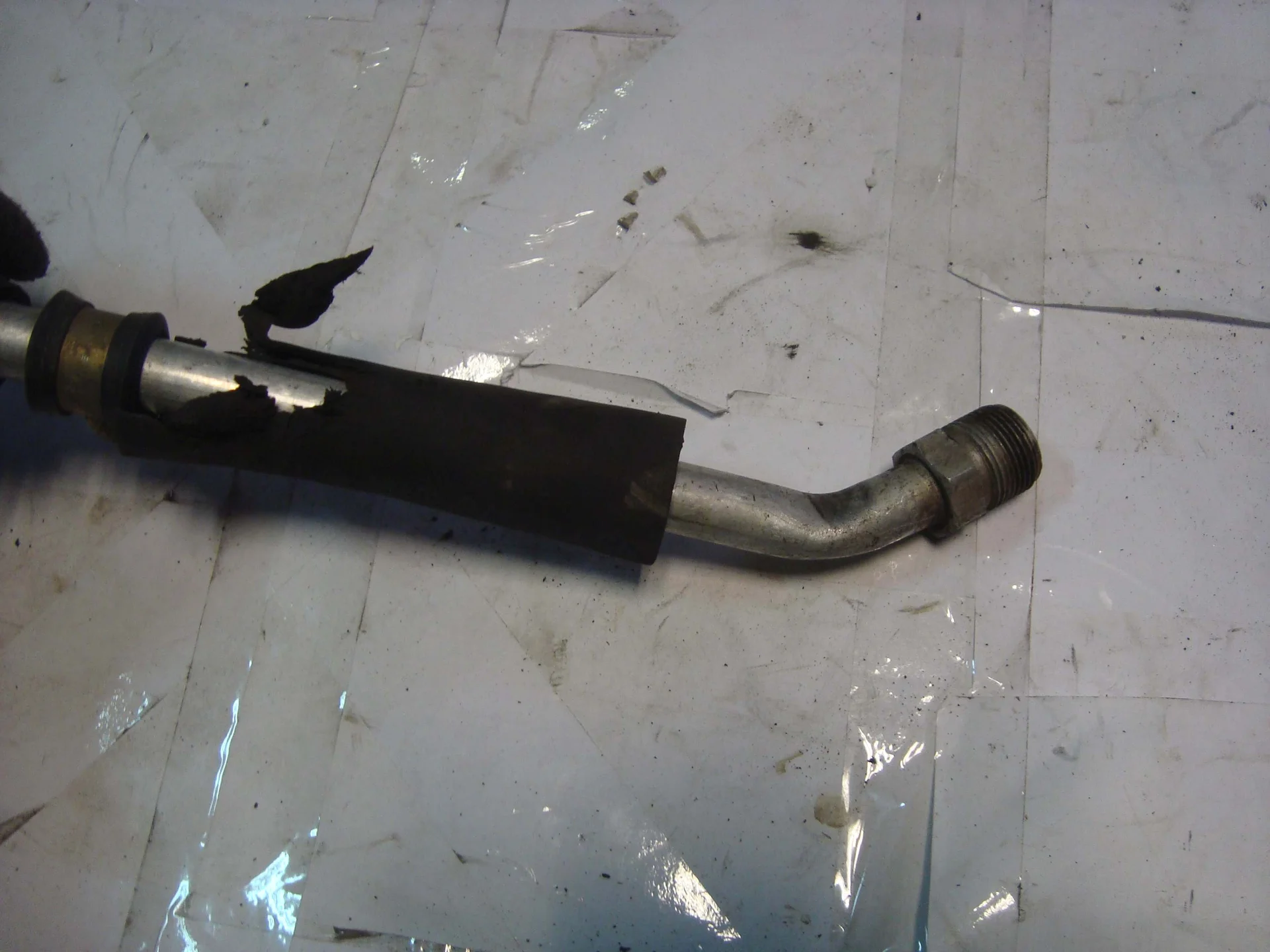 Трубка кондиционера Mercedes-Benz W124  A1248304815 - миниатюра 3